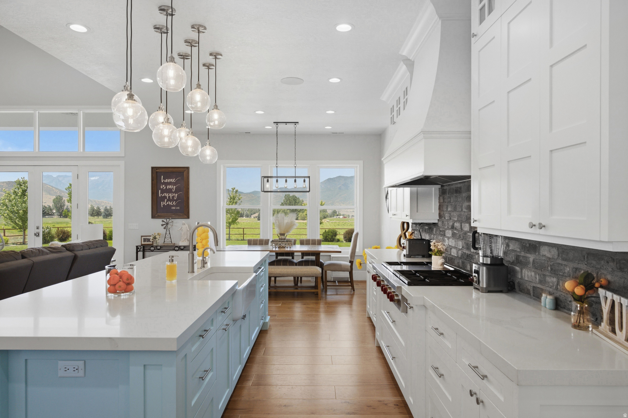 THREE FARMS ESTATES - Residential