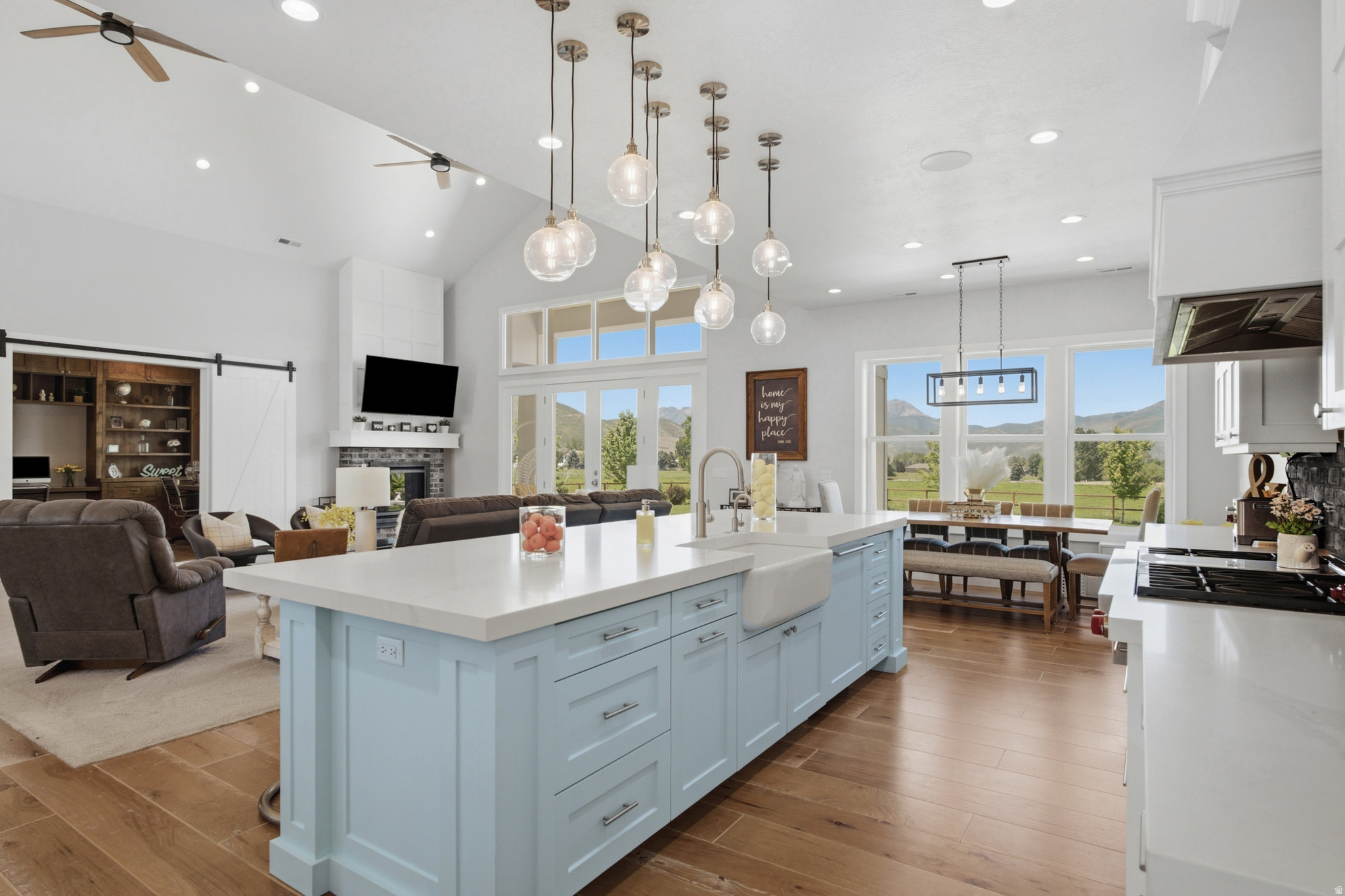 THREE FARMS ESTATES - Residential