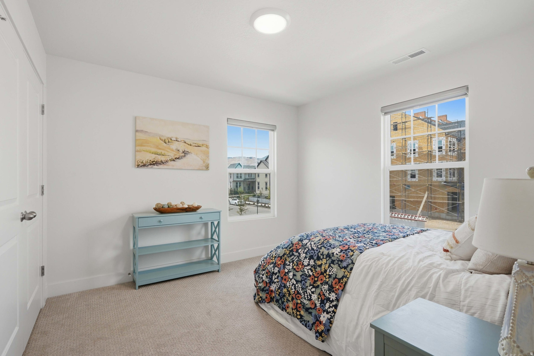 DAYBREAK - Residential