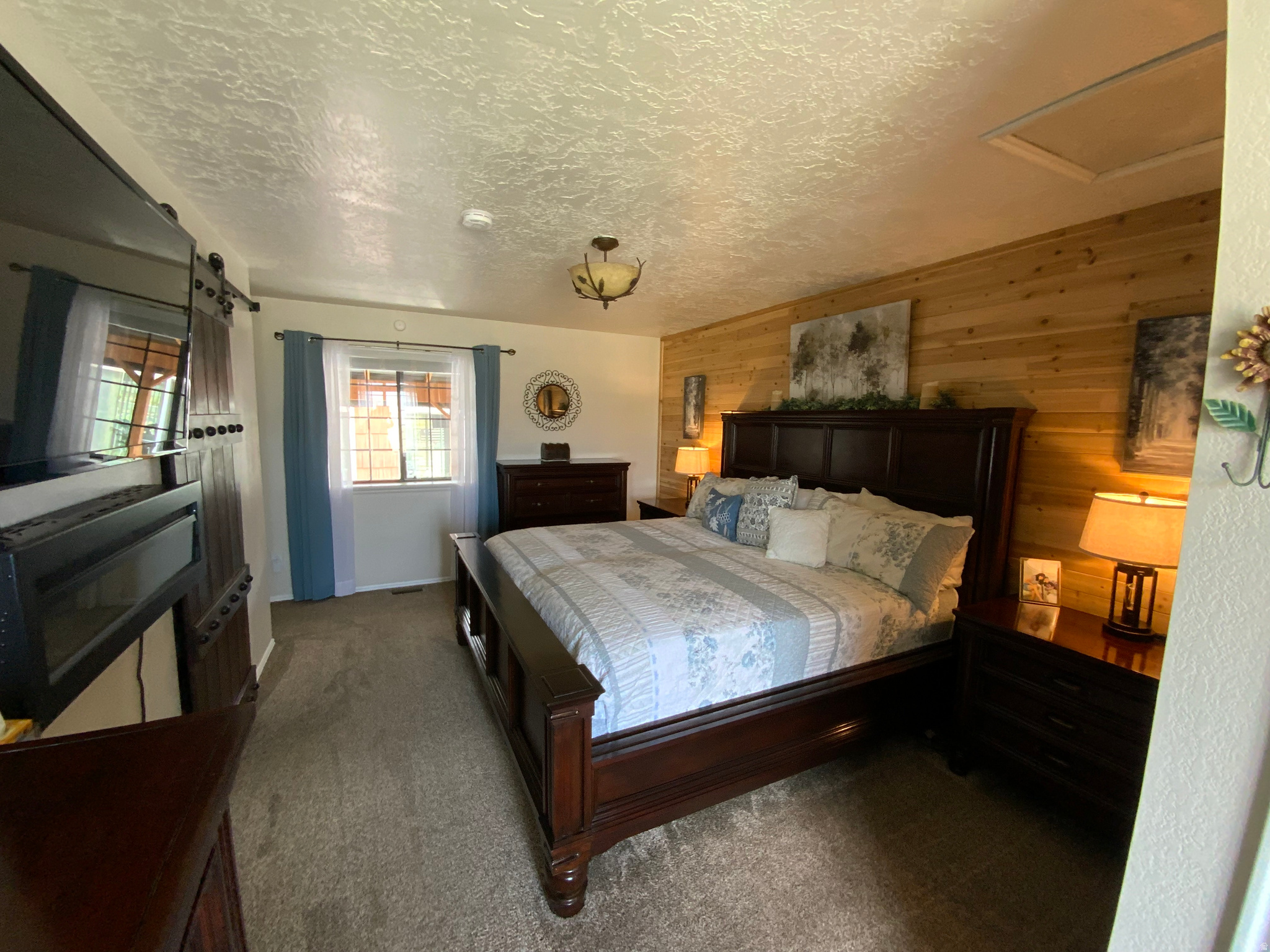 CEDAR HILLS MINOR - Residential