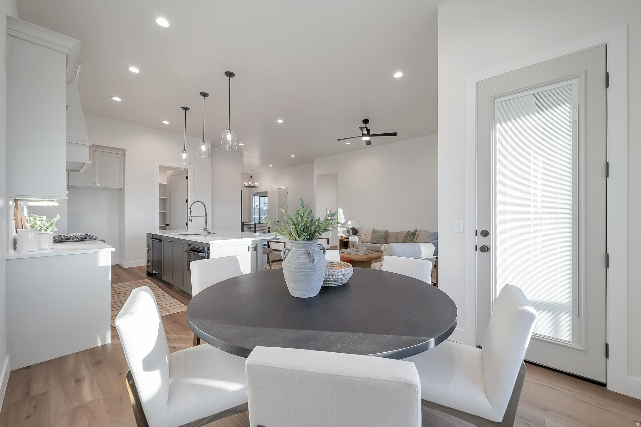 BLOSSOM HILL - Residential
