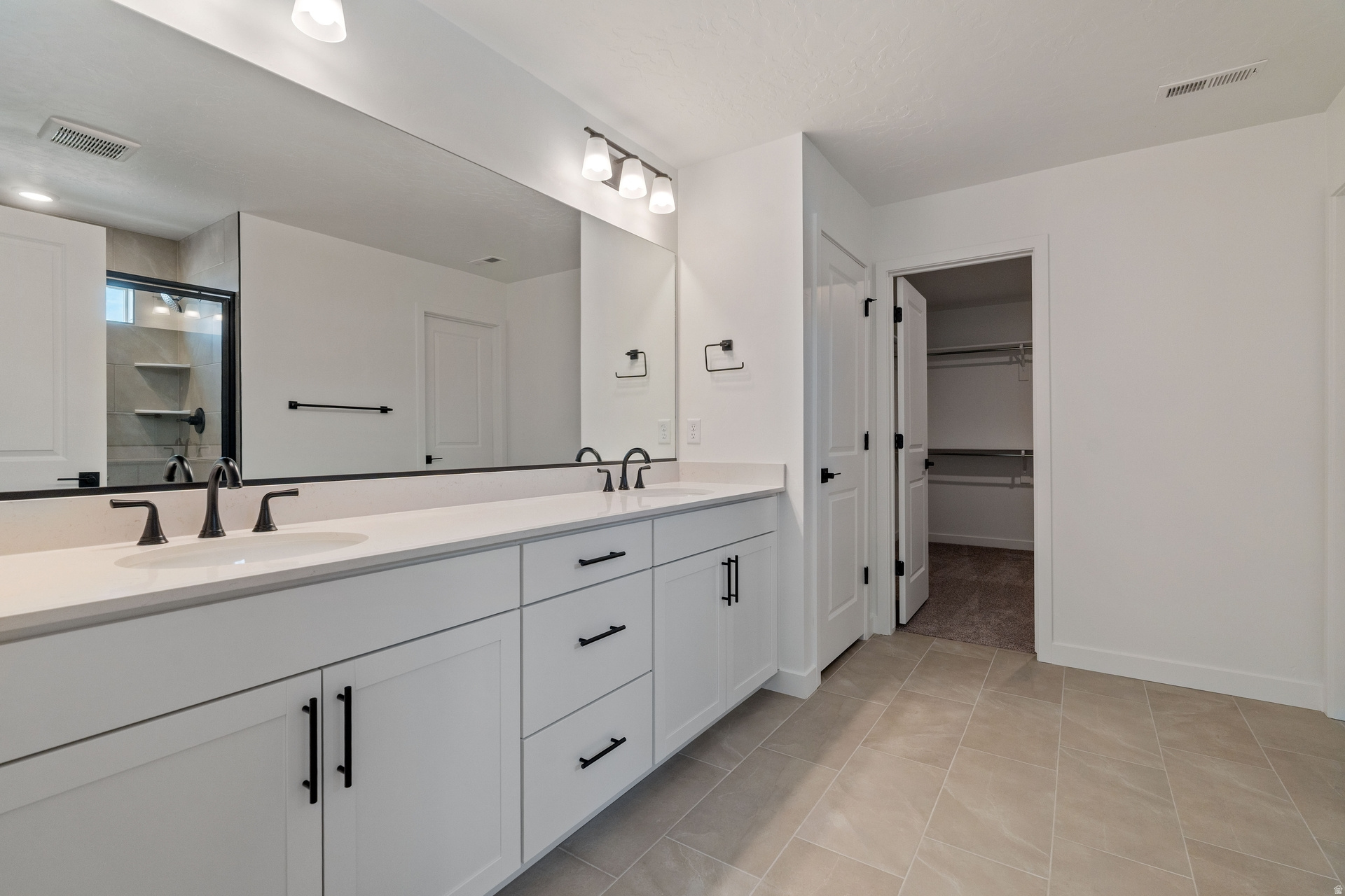 PONY EXPRESS ESTATES - Residential
