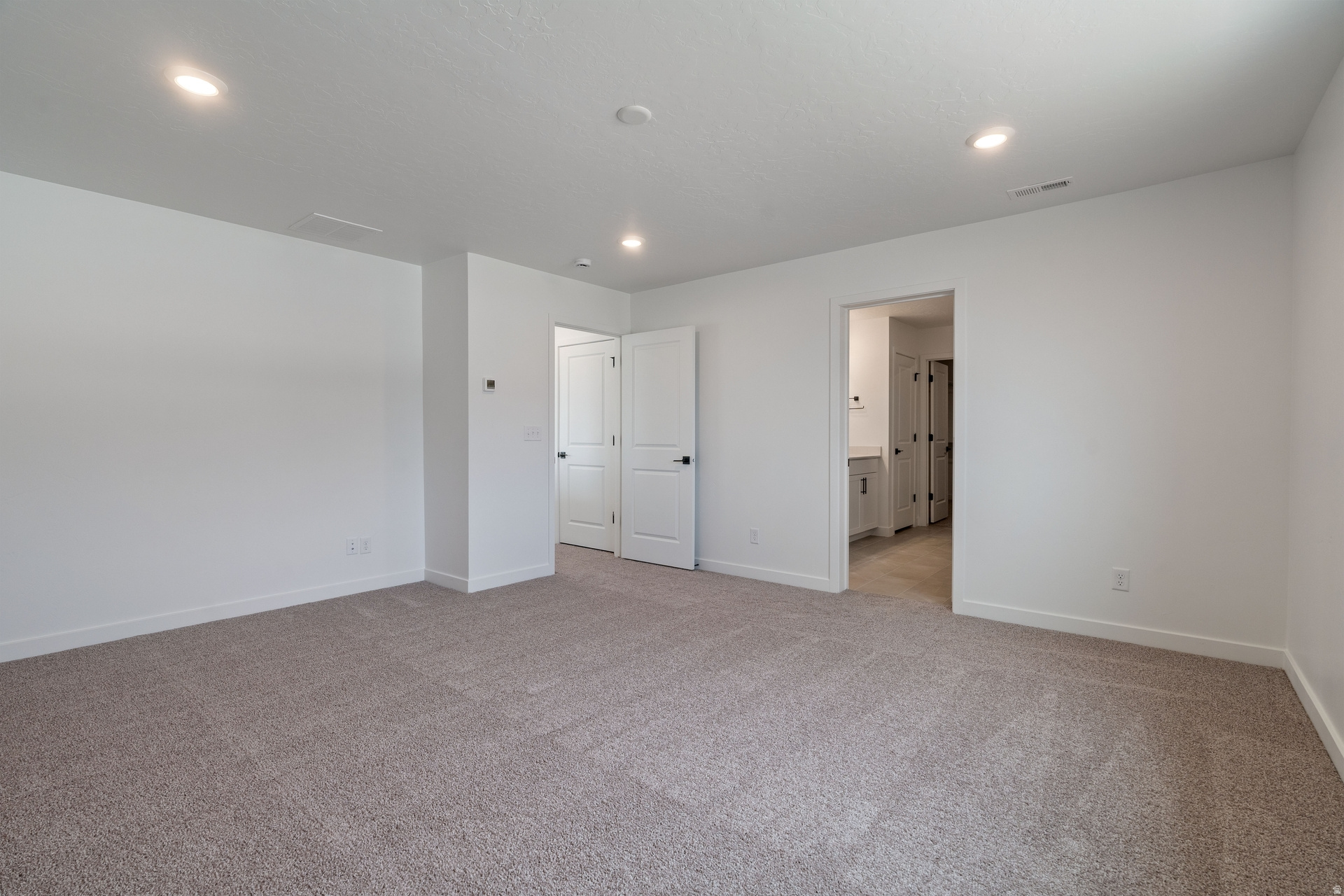 PONY EXPRESS ESTATES - Residential