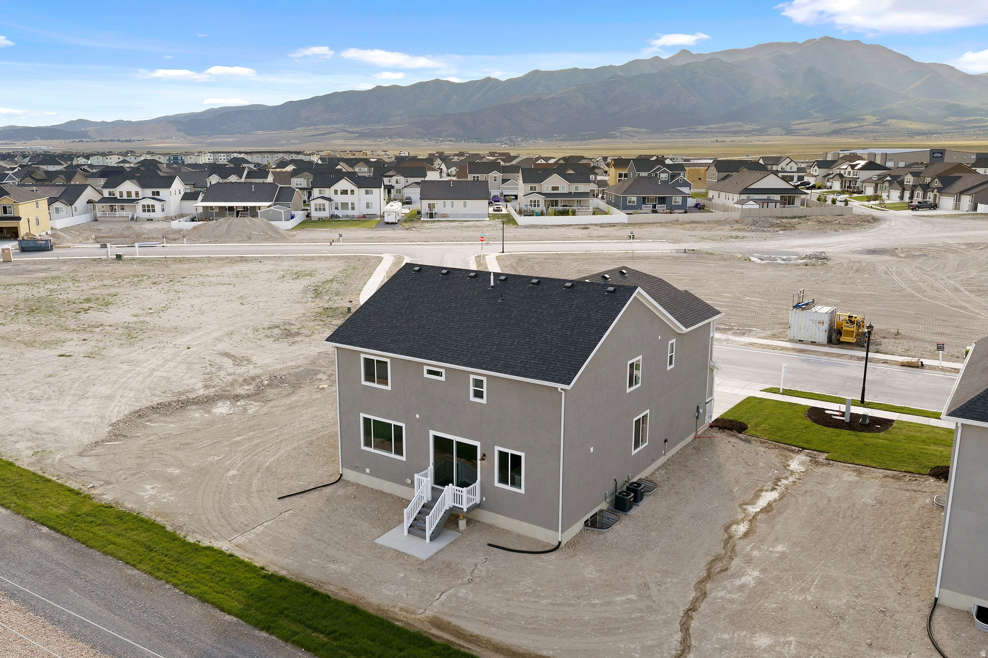 PONY EXPRESS ESTATES - Residential