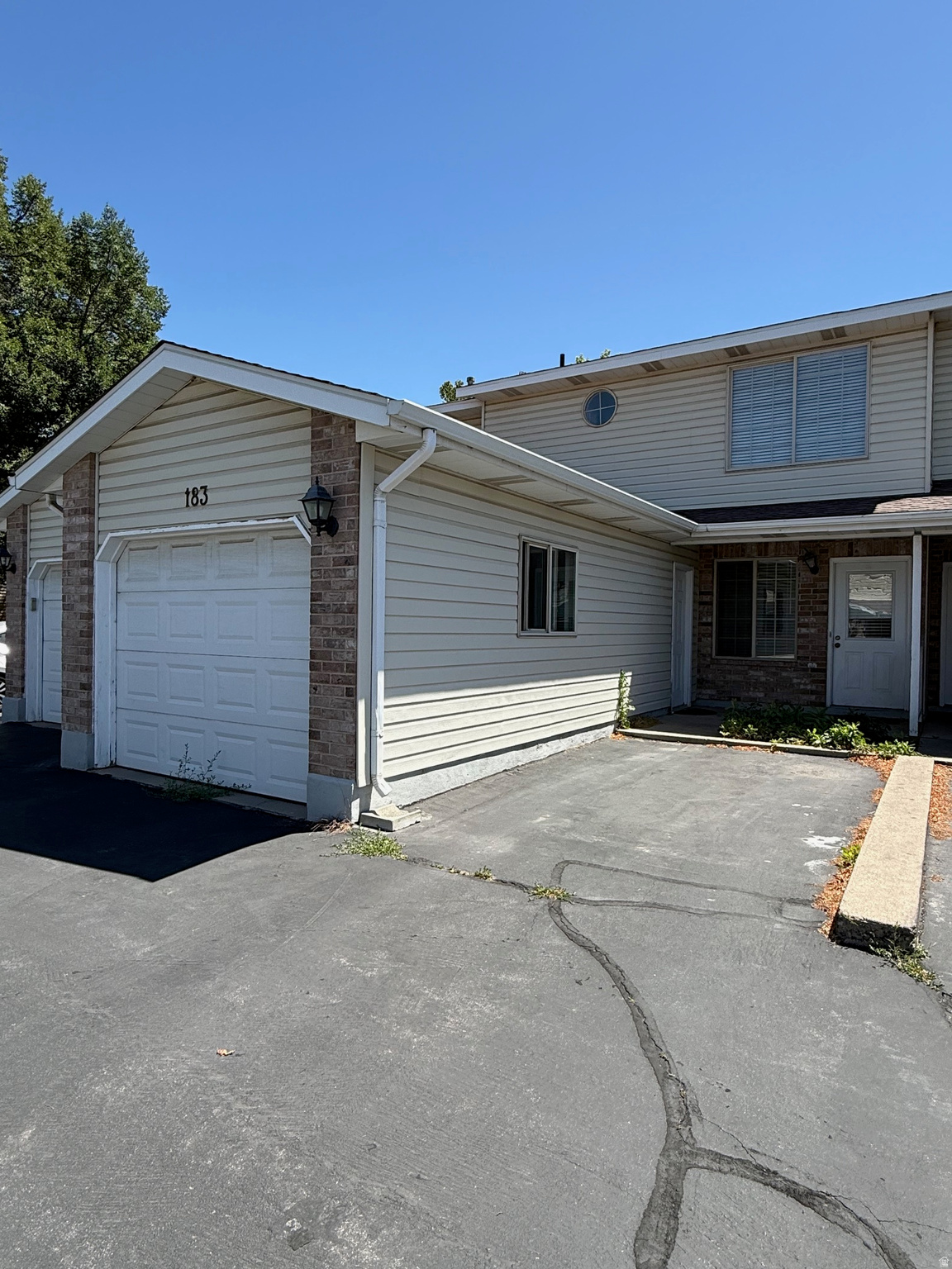 Short sale and price is approved, Utah housing is the lender. Great townhome in good location. 3 bed, 1&1/2 baths and nice private back yard with a one car garage. Perfect for first time buyers or someone who wants to downsize. Sqft figures are provided as a courtesy estimate only and were obtained from county records. Buyer is advised to obtain an independent measurement. Buyer and agent to verify all info.