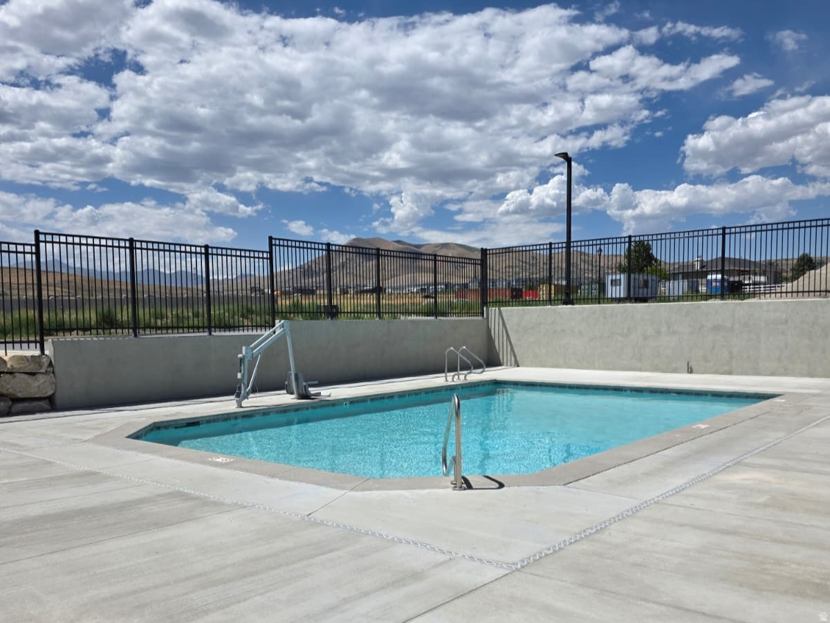 SARATOGA VIEW - Residential