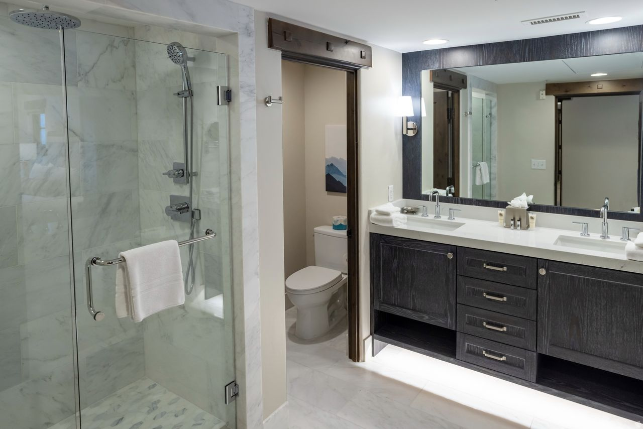 THE RESIDENCES AT THE CHATEAUX - Residential