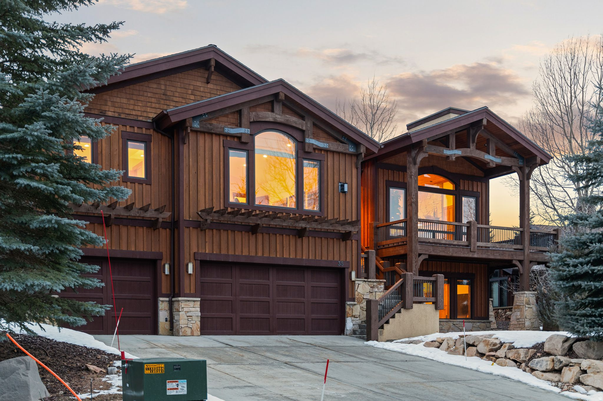 OAKS AT DEER VALLEY - Residential