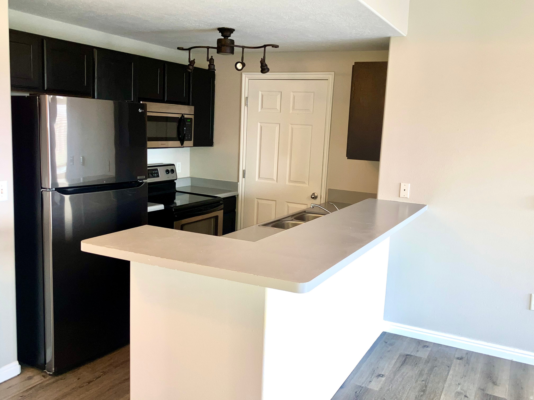 ALBION VILLAGE - Residential