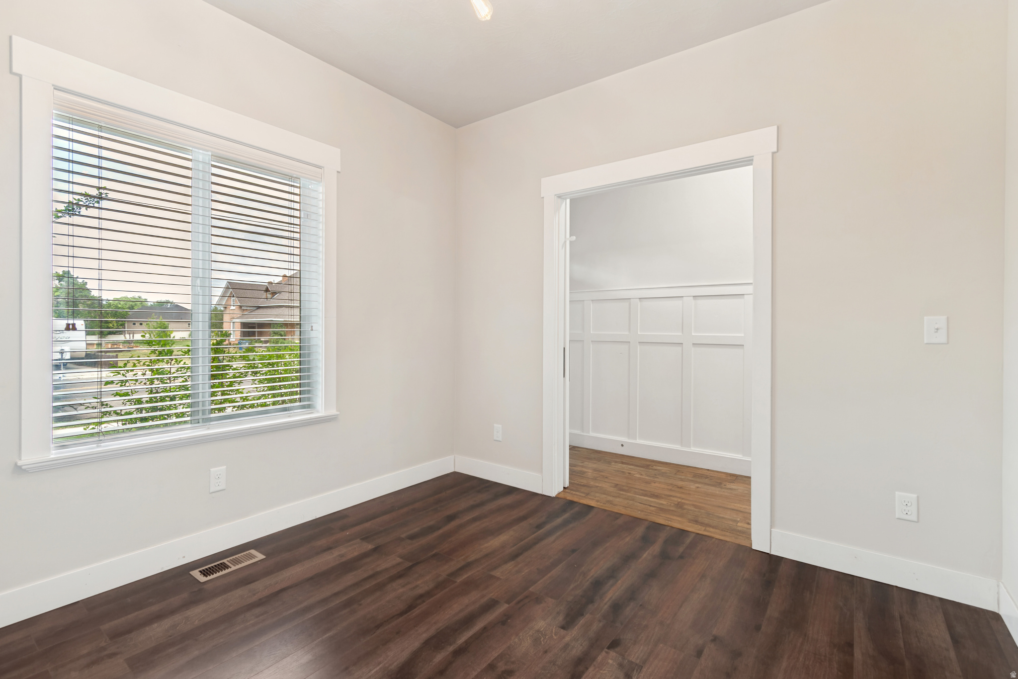 BANKS TWIN HOMES - Residential