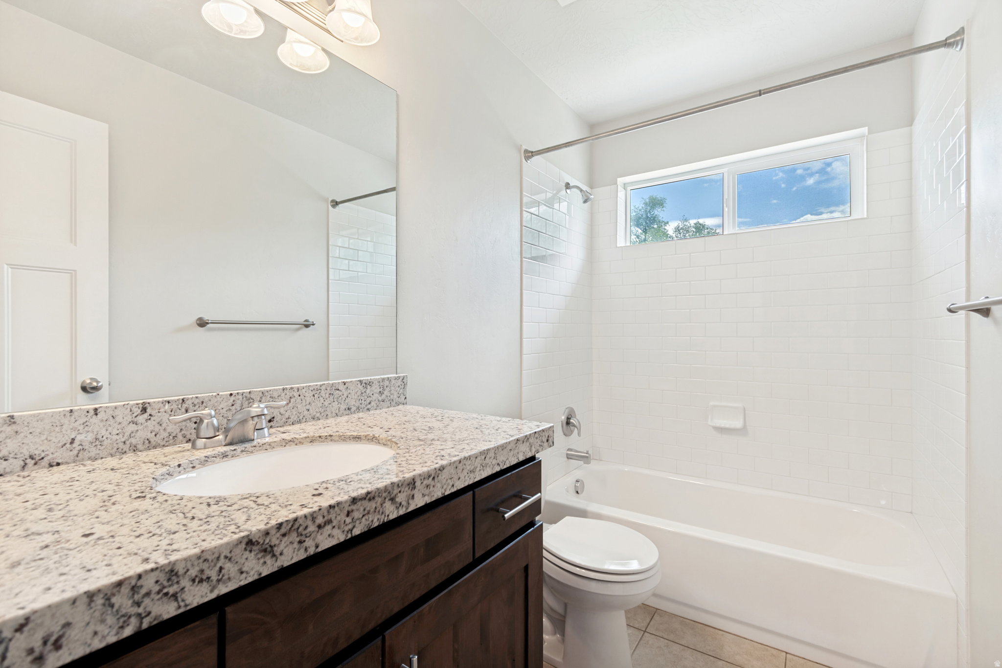 BANKS TWIN HOMES - Residential