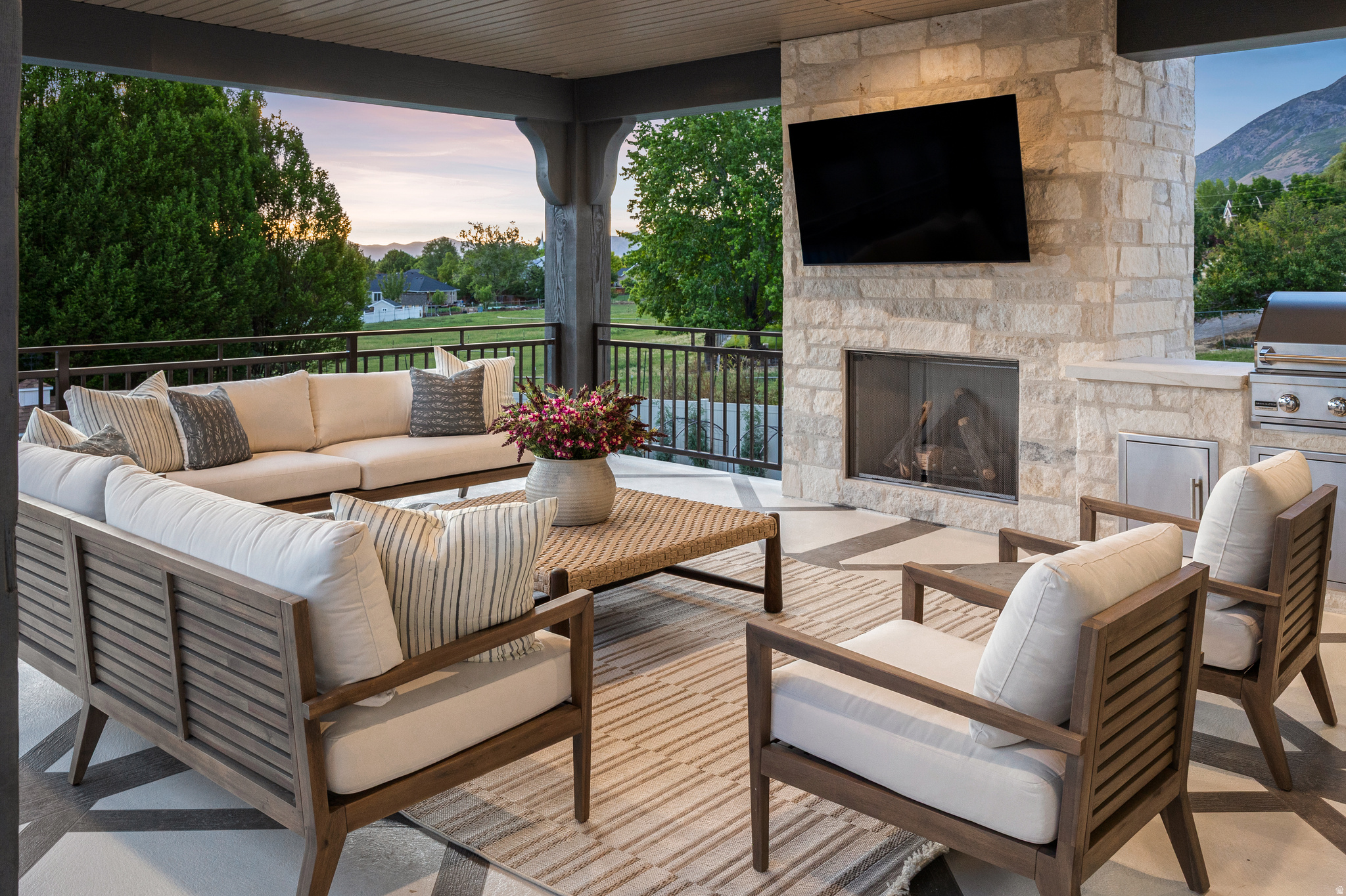 LINDON SPRINGS - Residential