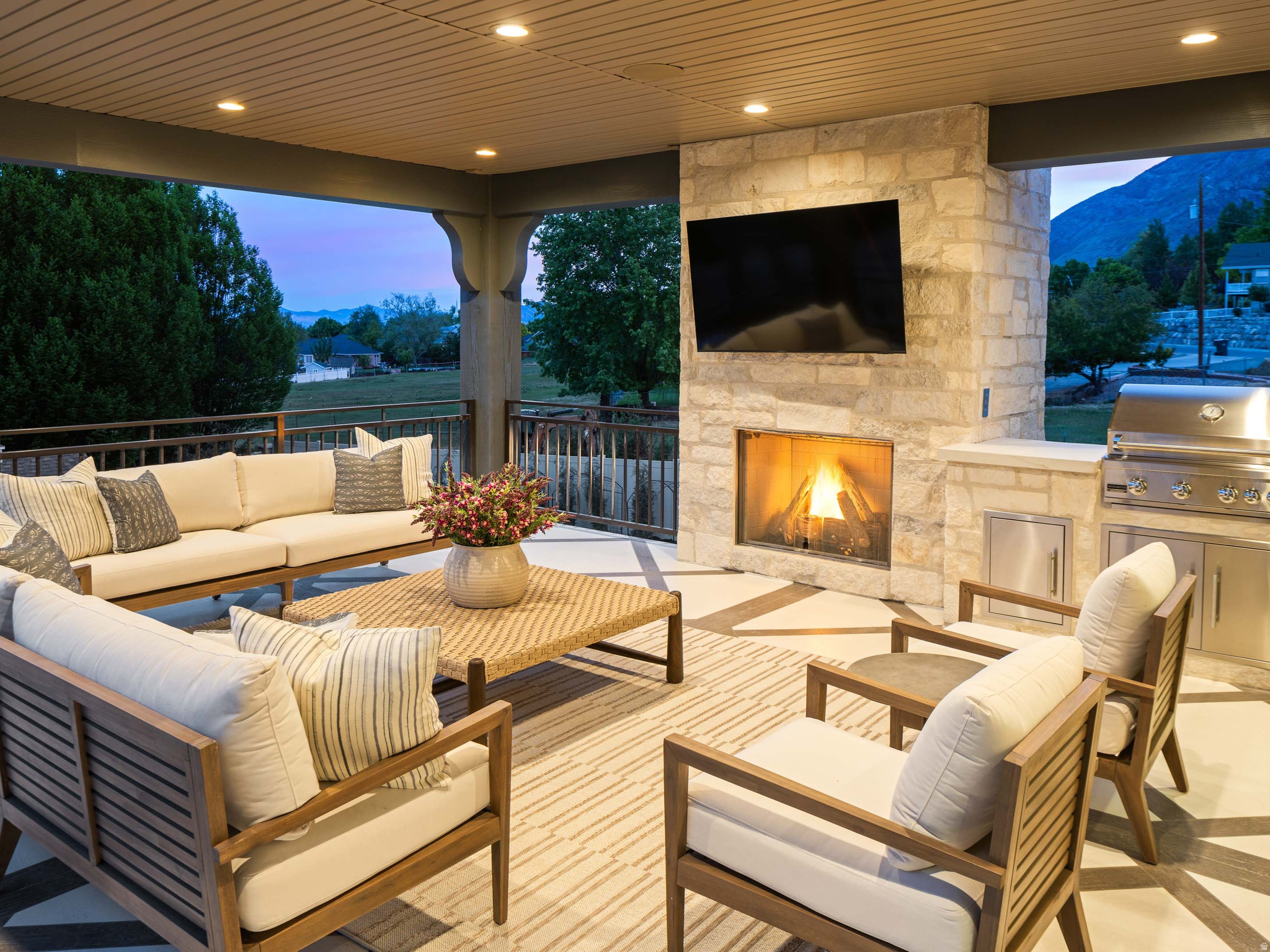 LINDON SPRINGS - Residential