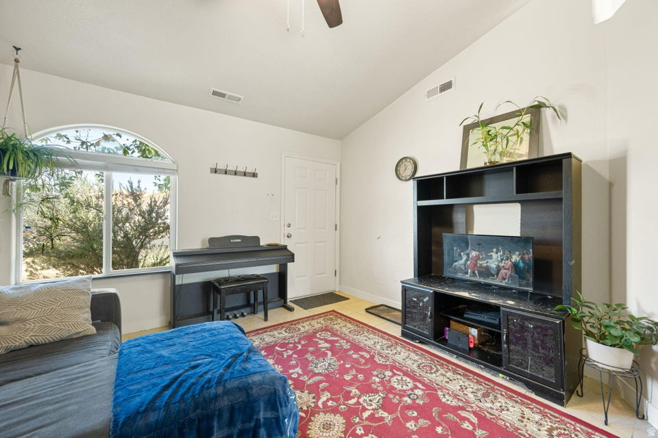 SOUTH POINTE 2 - Residential