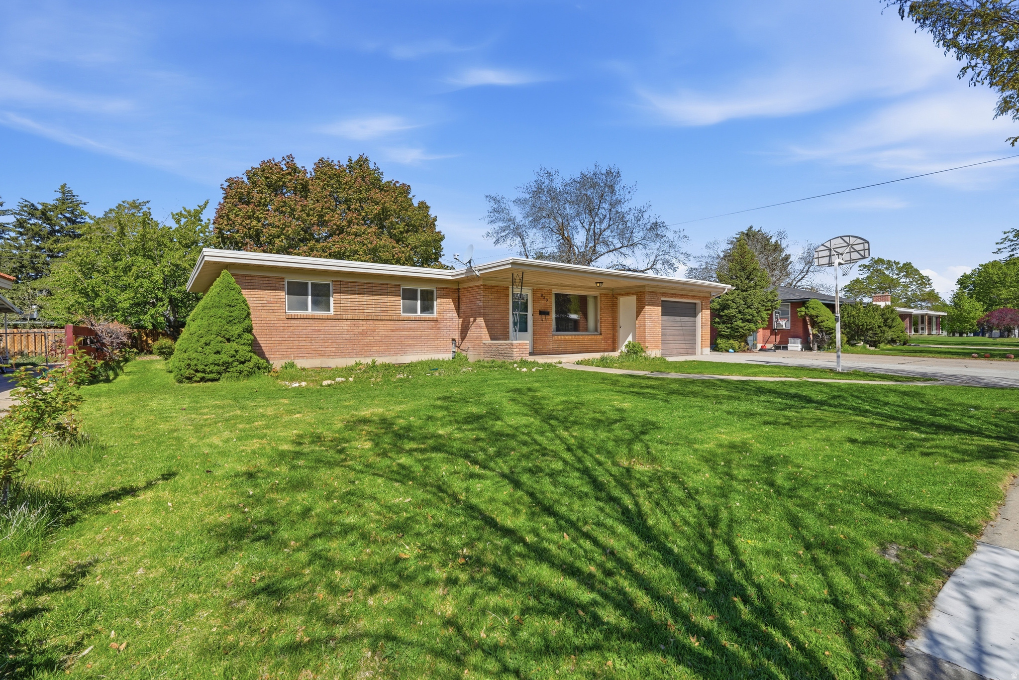MOUNTAIN VIEW - Residential