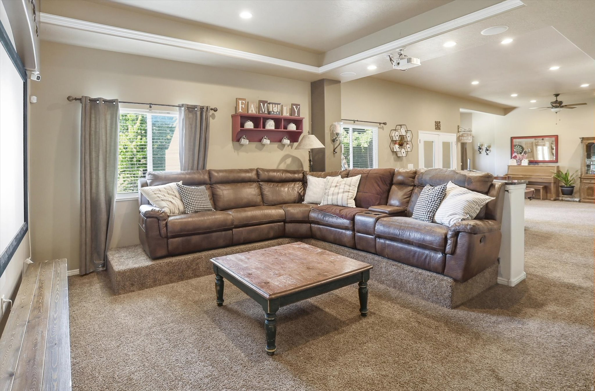 FOXCHASE - Residential