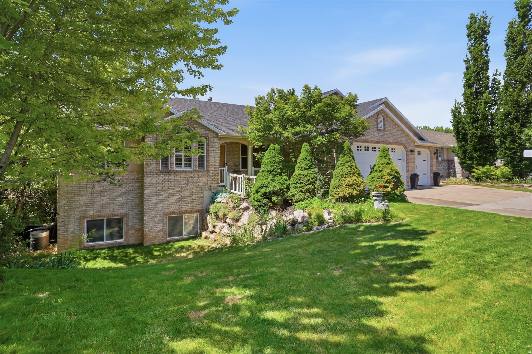 FOXCHASE - Residential