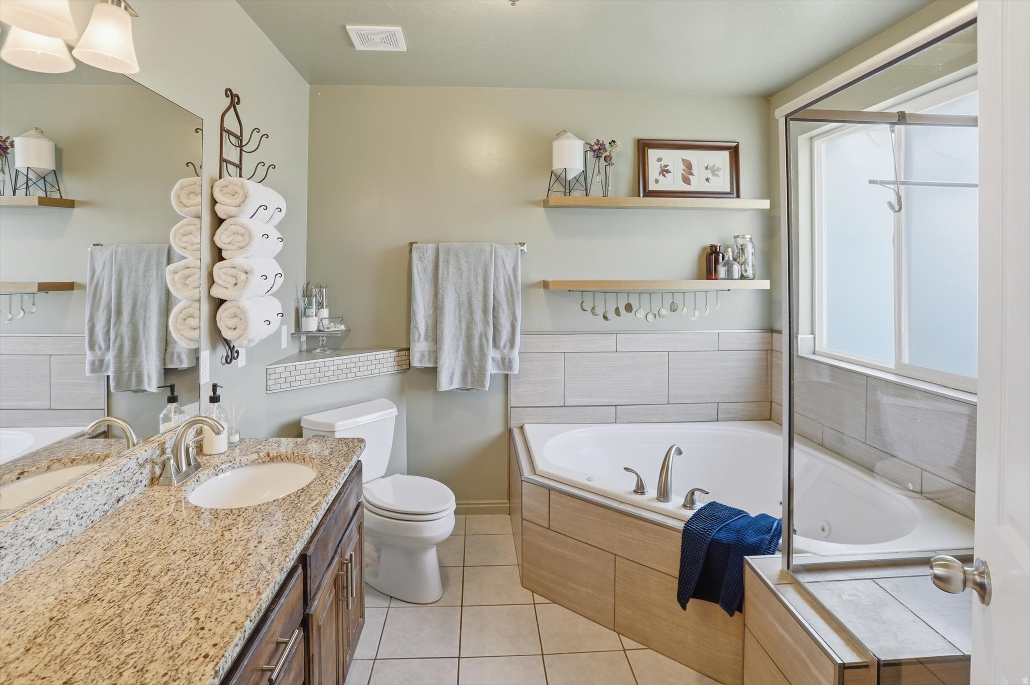 FOXCHASE - Residential