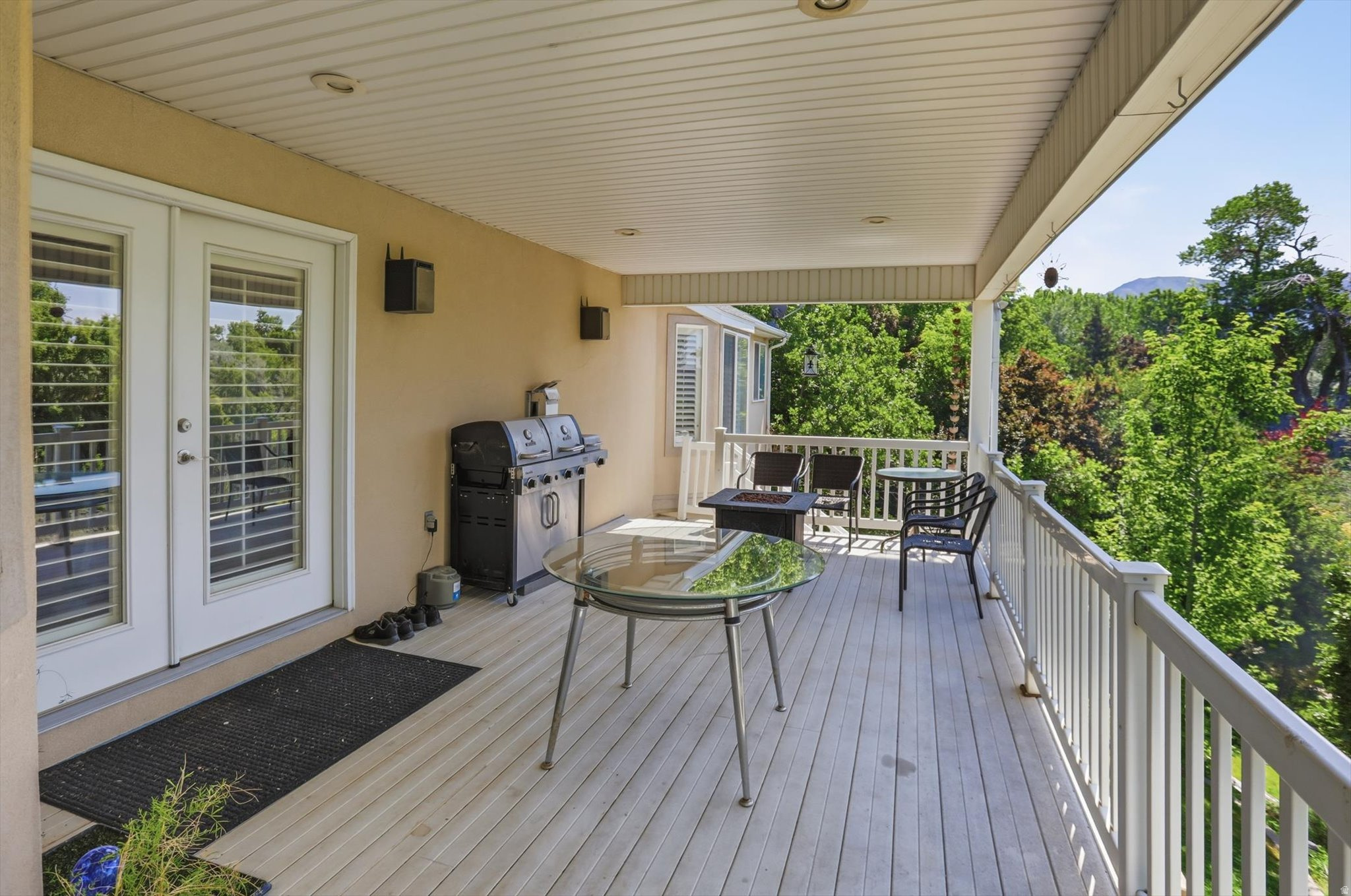FOXCHASE - Residential