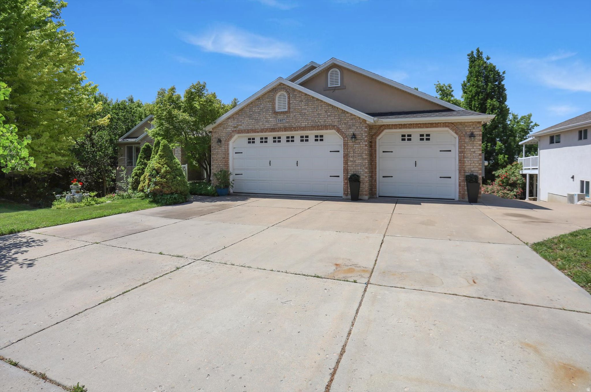 FOXCHASE - Residential