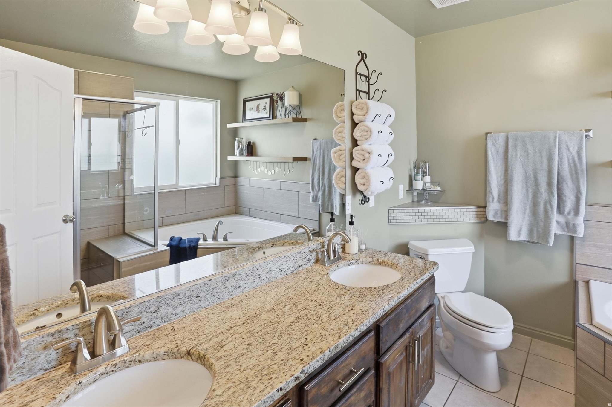 FOXCHASE - Residential