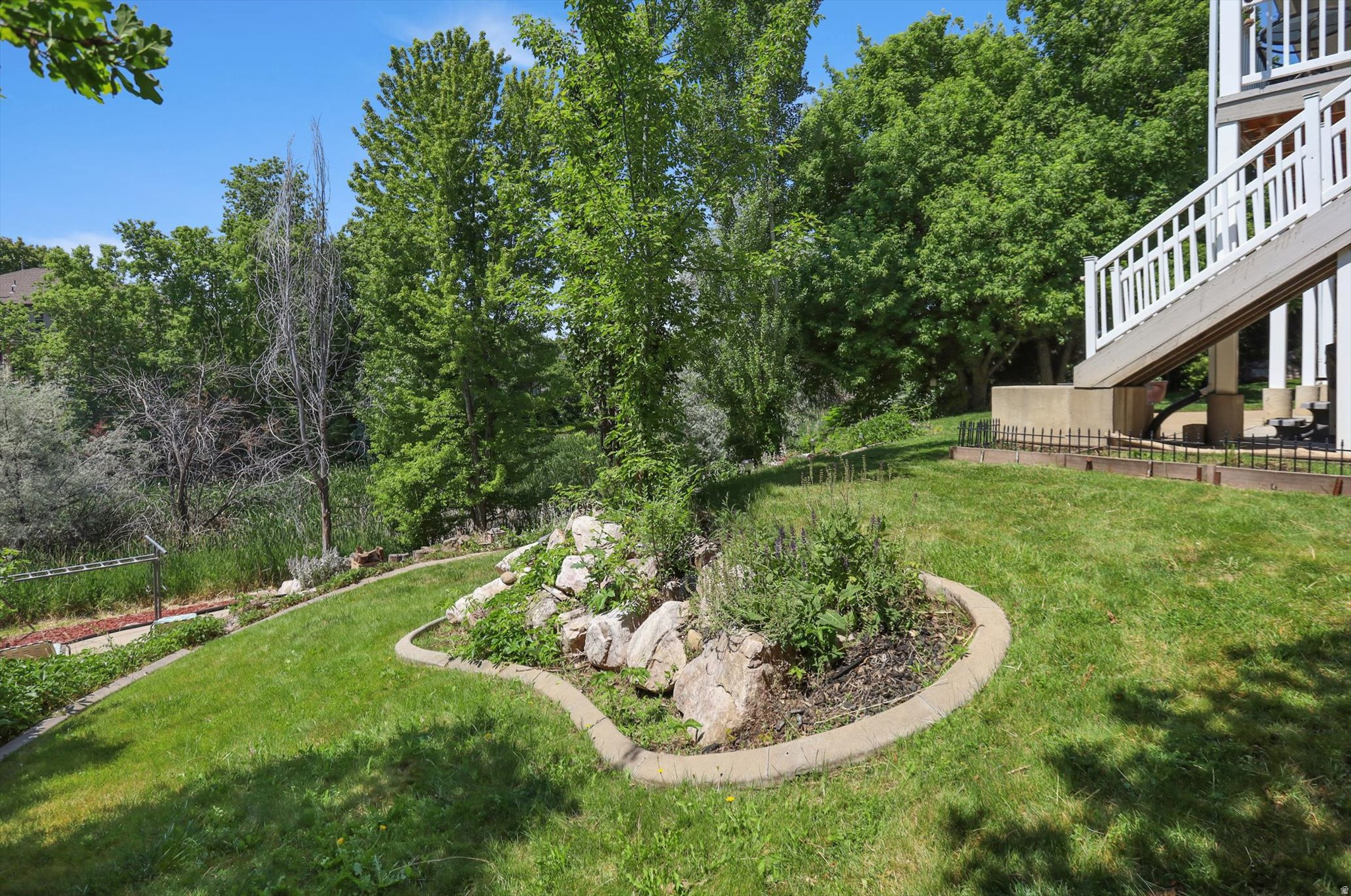 FOXCHASE - Residential