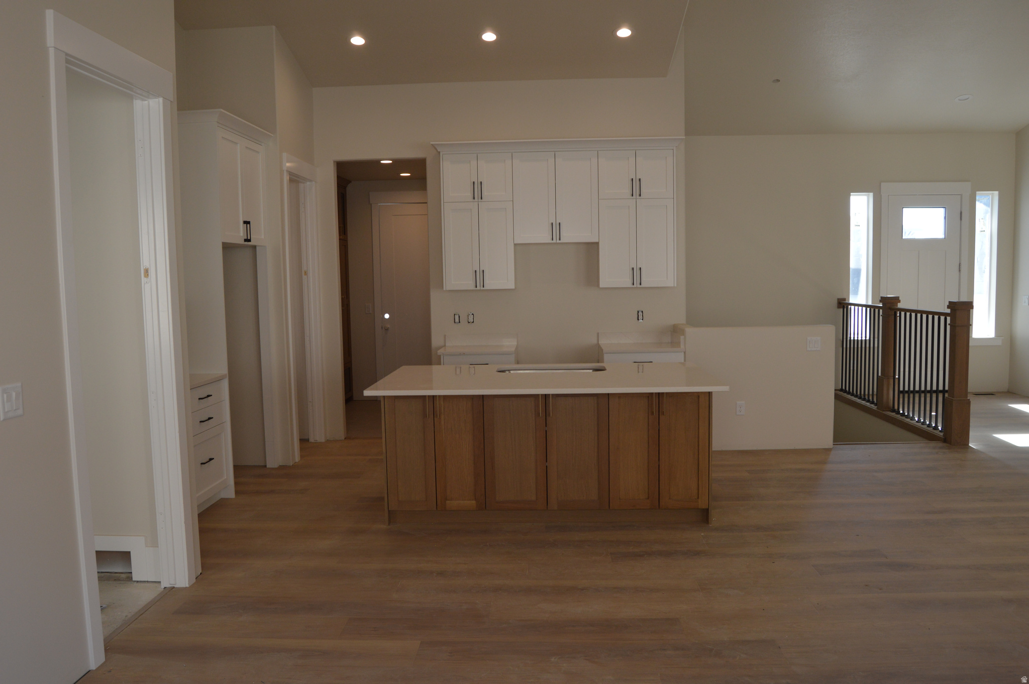 WHITE ROCK - Residential