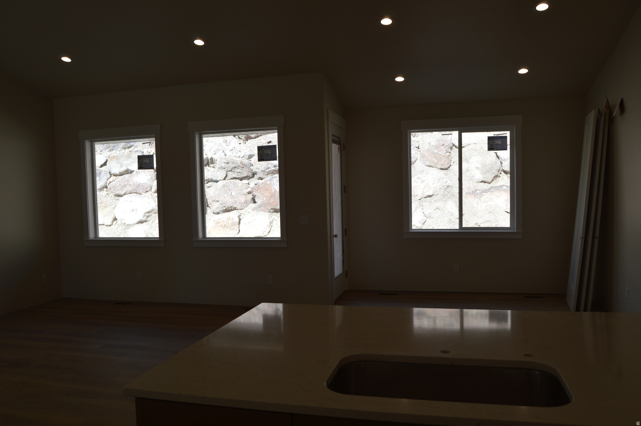 WHITE ROCK - Residential