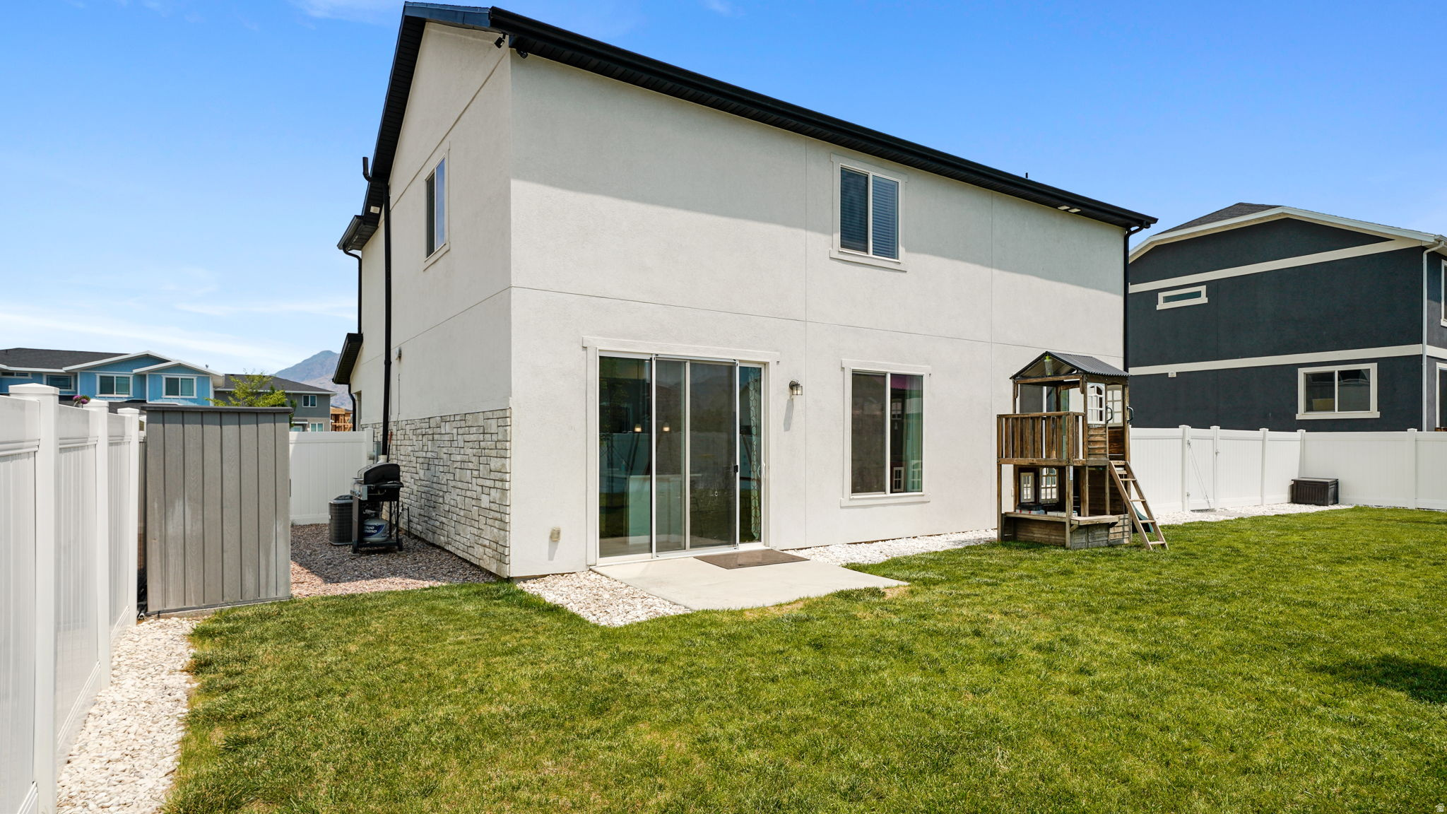 CANYON SPRINGS - Residential