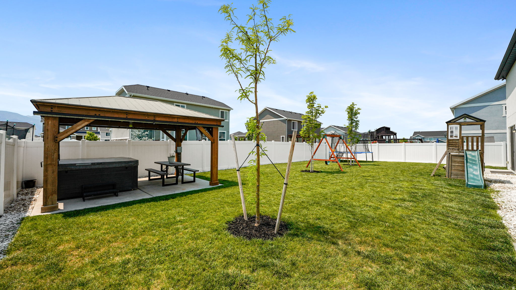 CANYON SPRINGS - Residential
