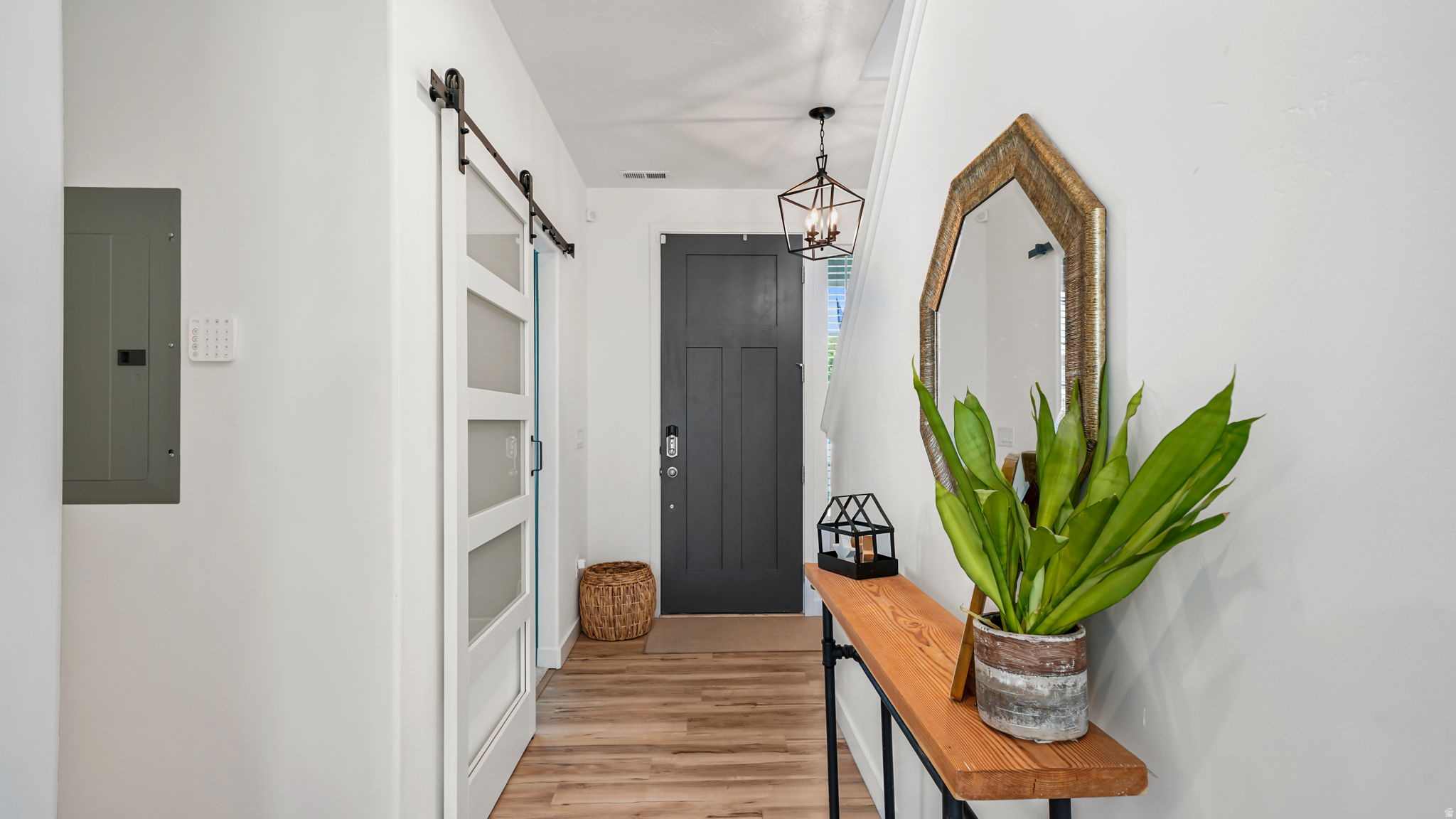 CANYON SPRINGS - Residential