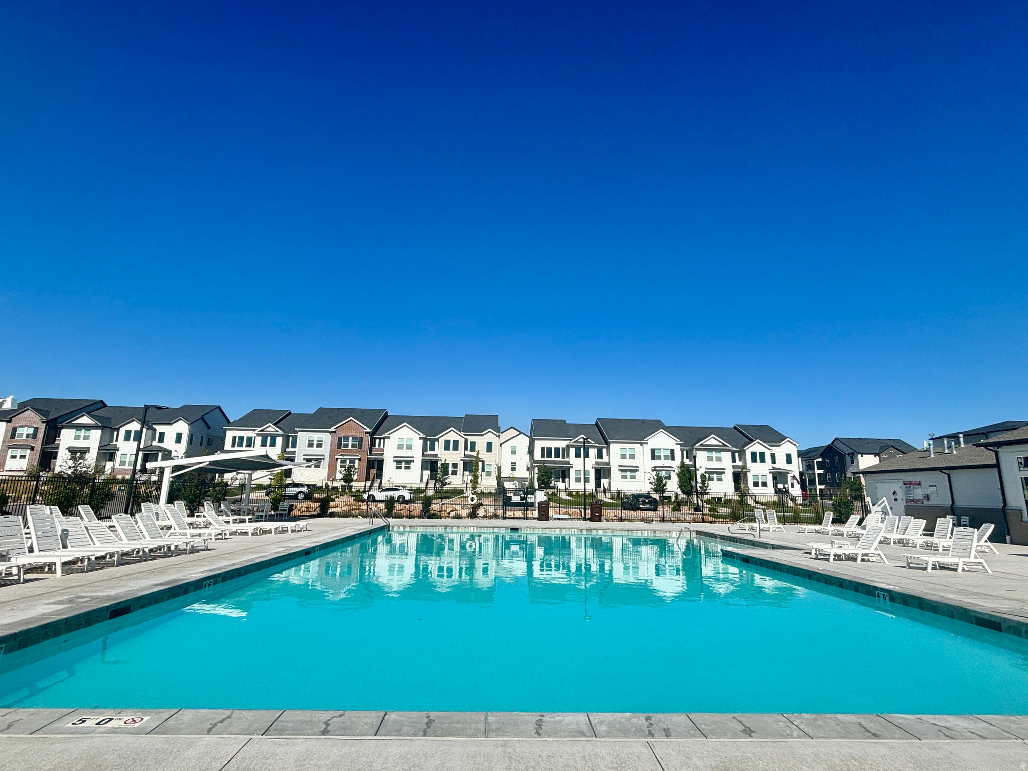 MOUNTAIN RIDGE - Residential