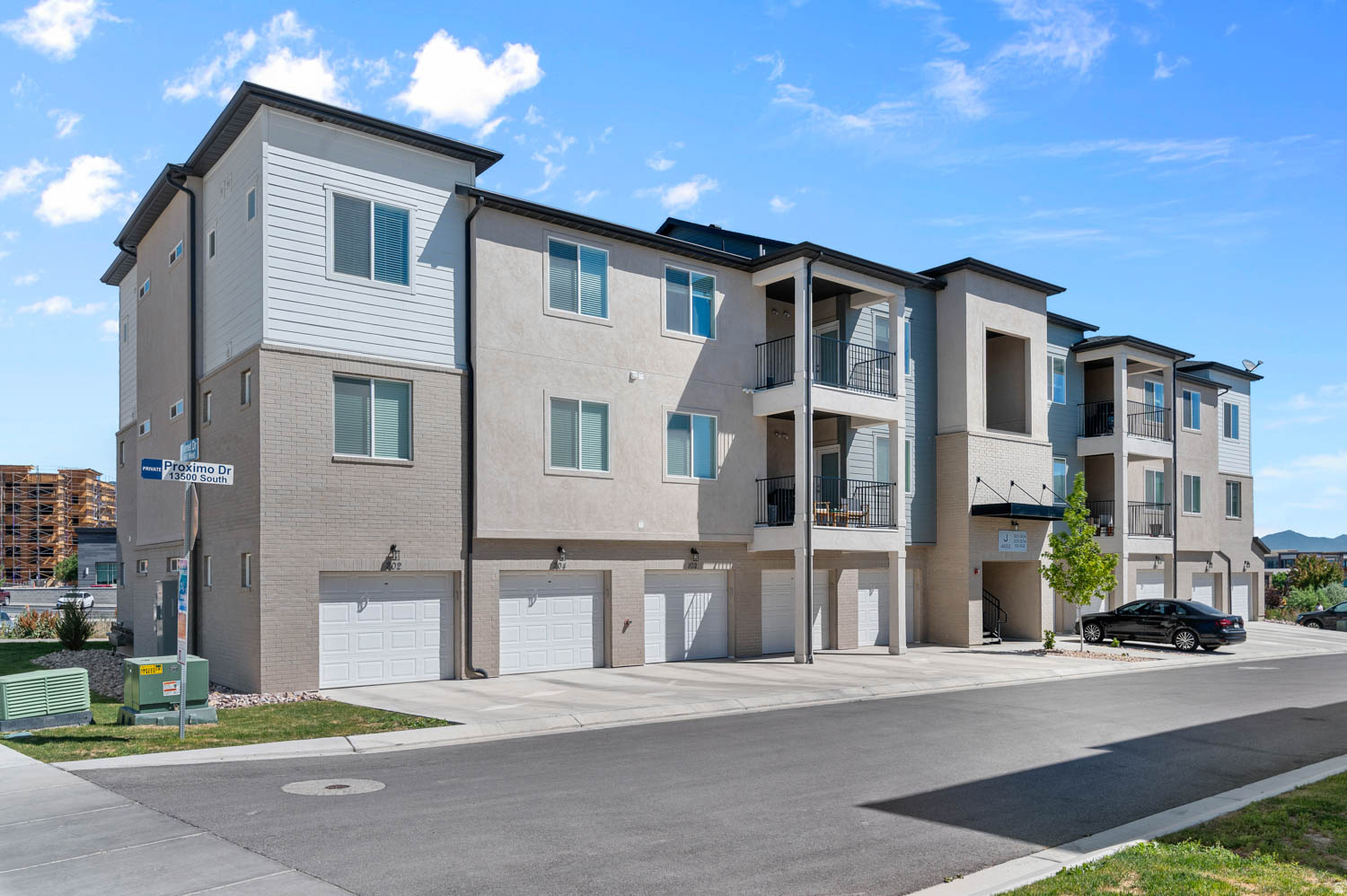 MOUNTAIN RIDGE - Residential
