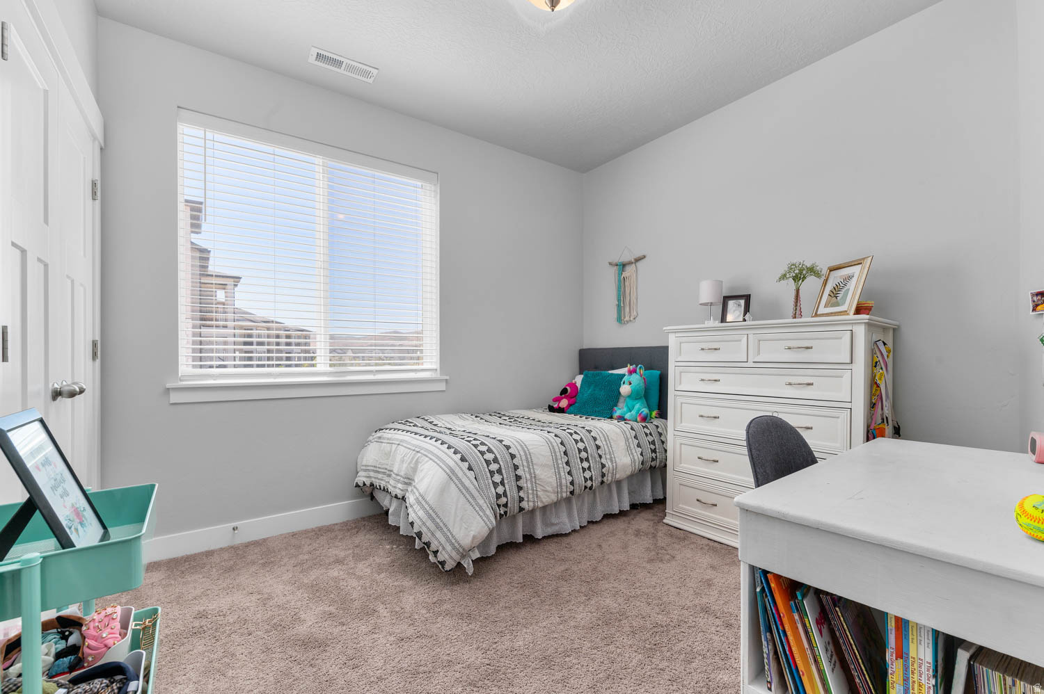 MOUNTAIN RIDGE - Residential