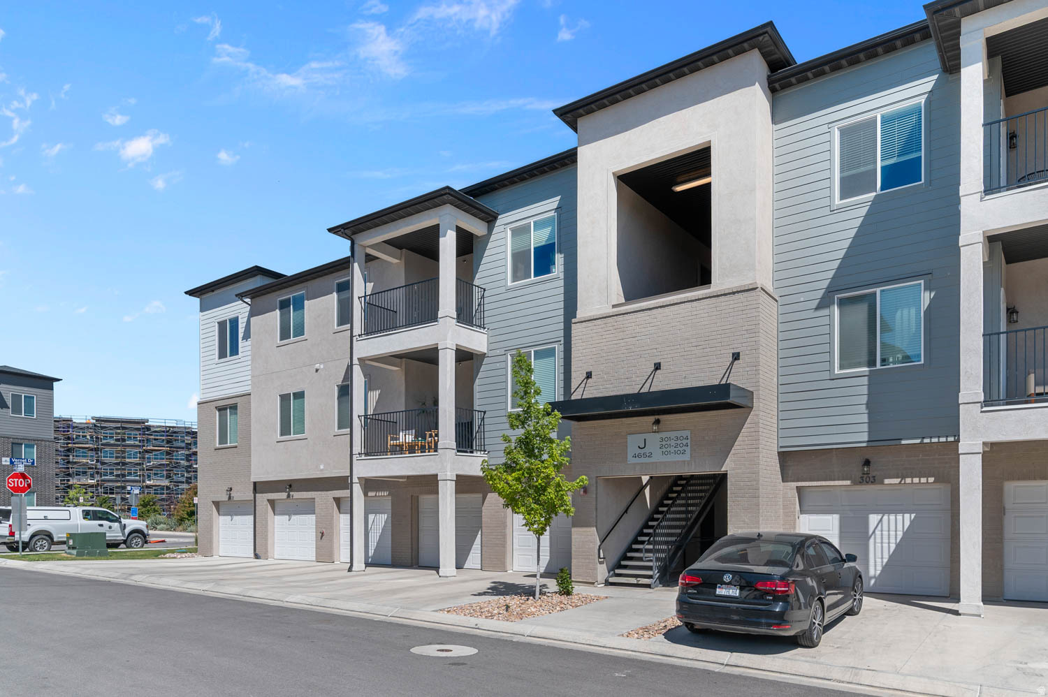 MOUNTAIN RIDGE - Residential