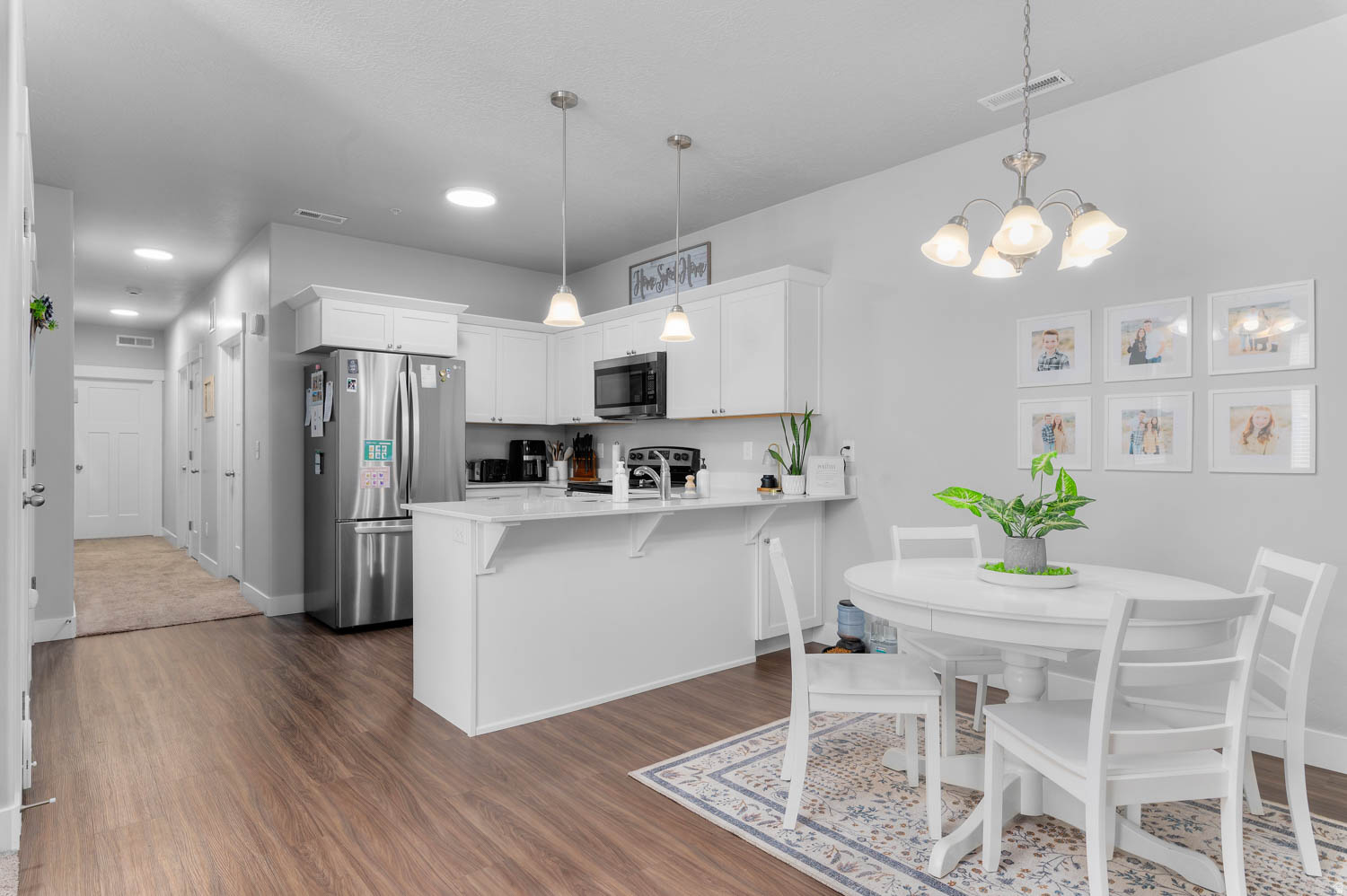 MOUNTAIN RIDGE - Residential