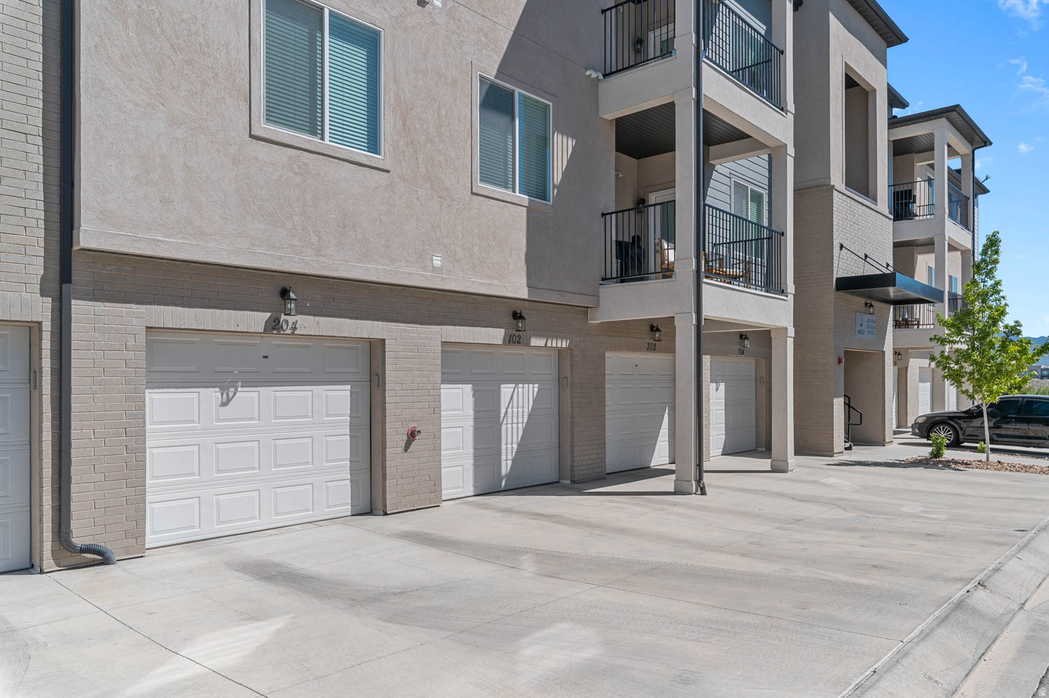 MOUNTAIN RIDGE - Residential