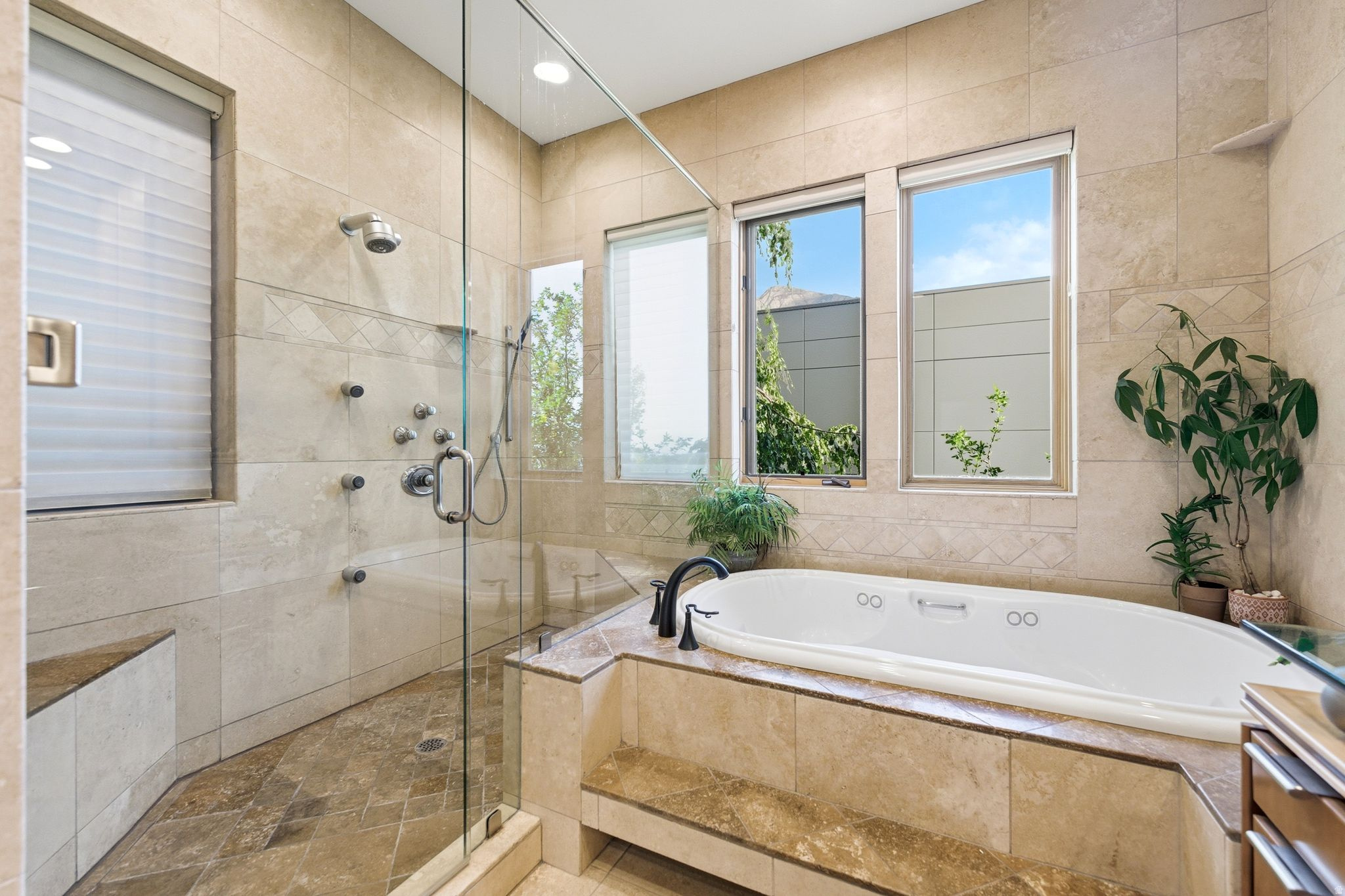 TAYLOR ESTATES - Residential