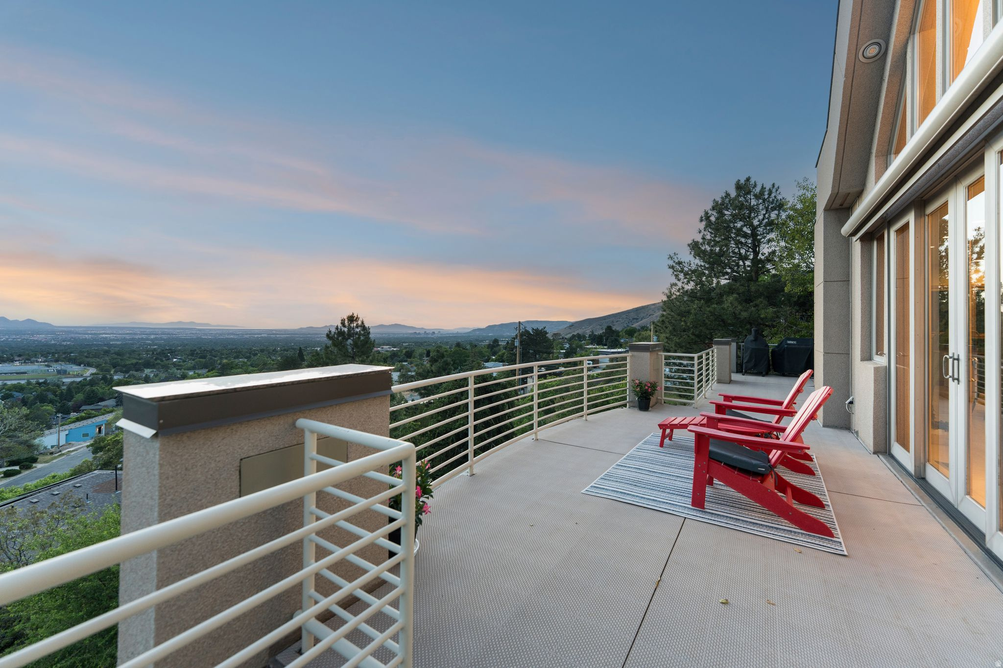 TAYLOR ESTATES - Residential