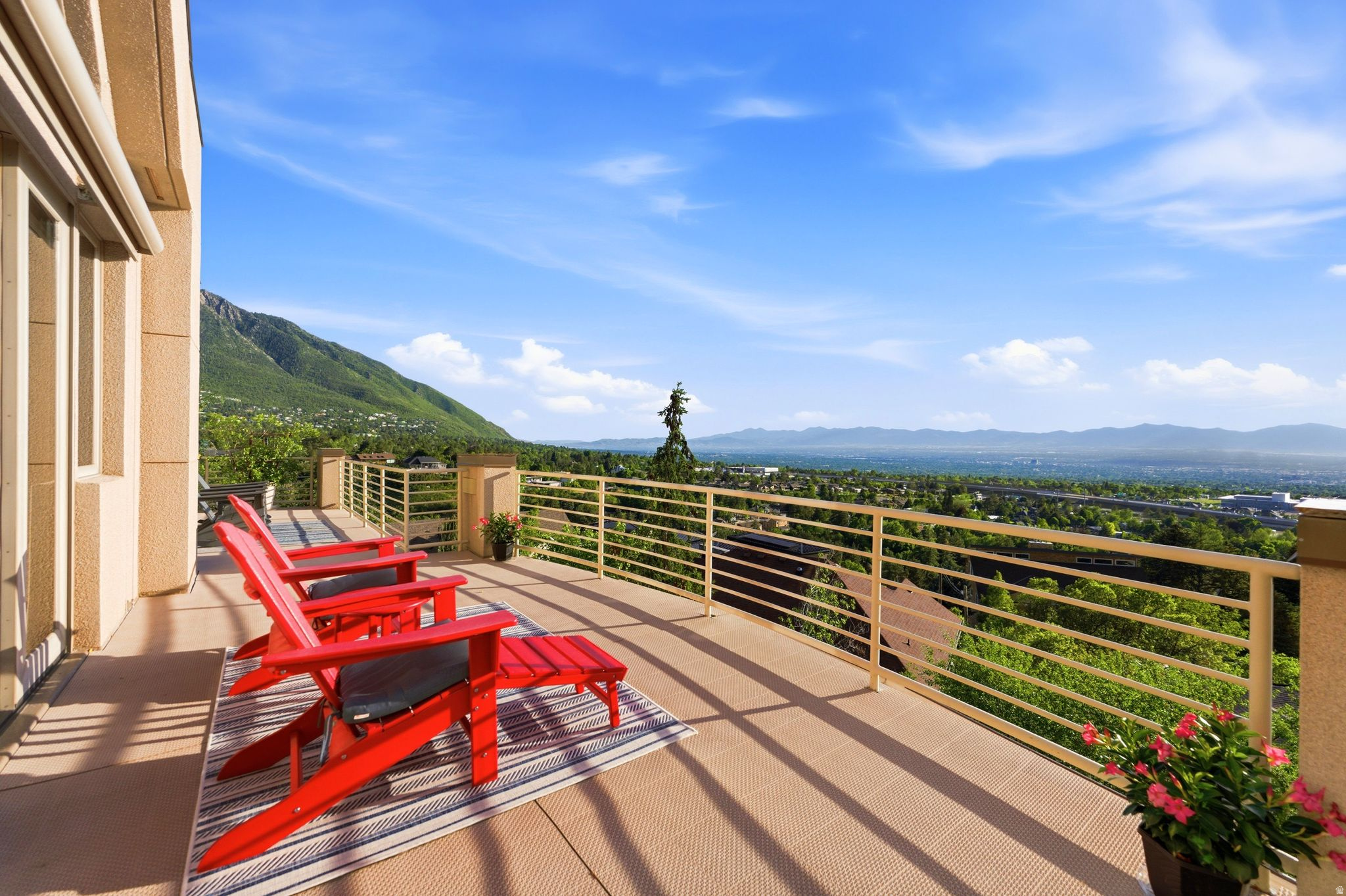 TAYLOR ESTATES - Residential