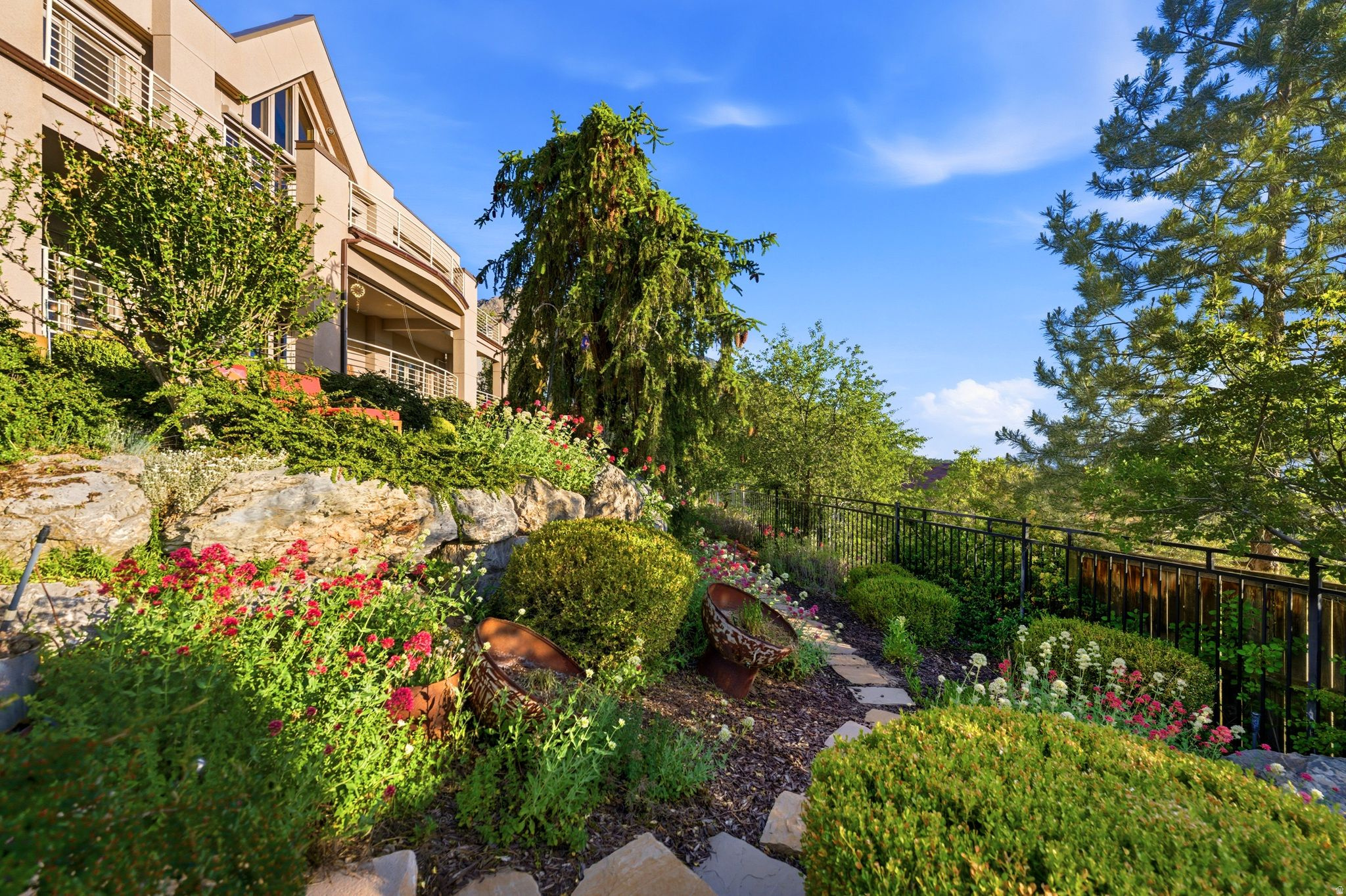 TAYLOR ESTATES - Residential