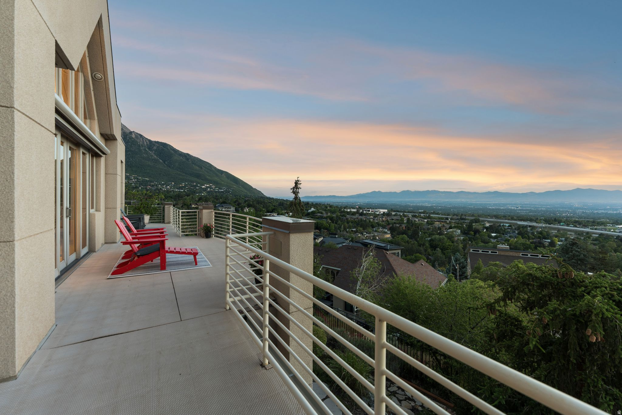 TAYLOR ESTATES - Residential