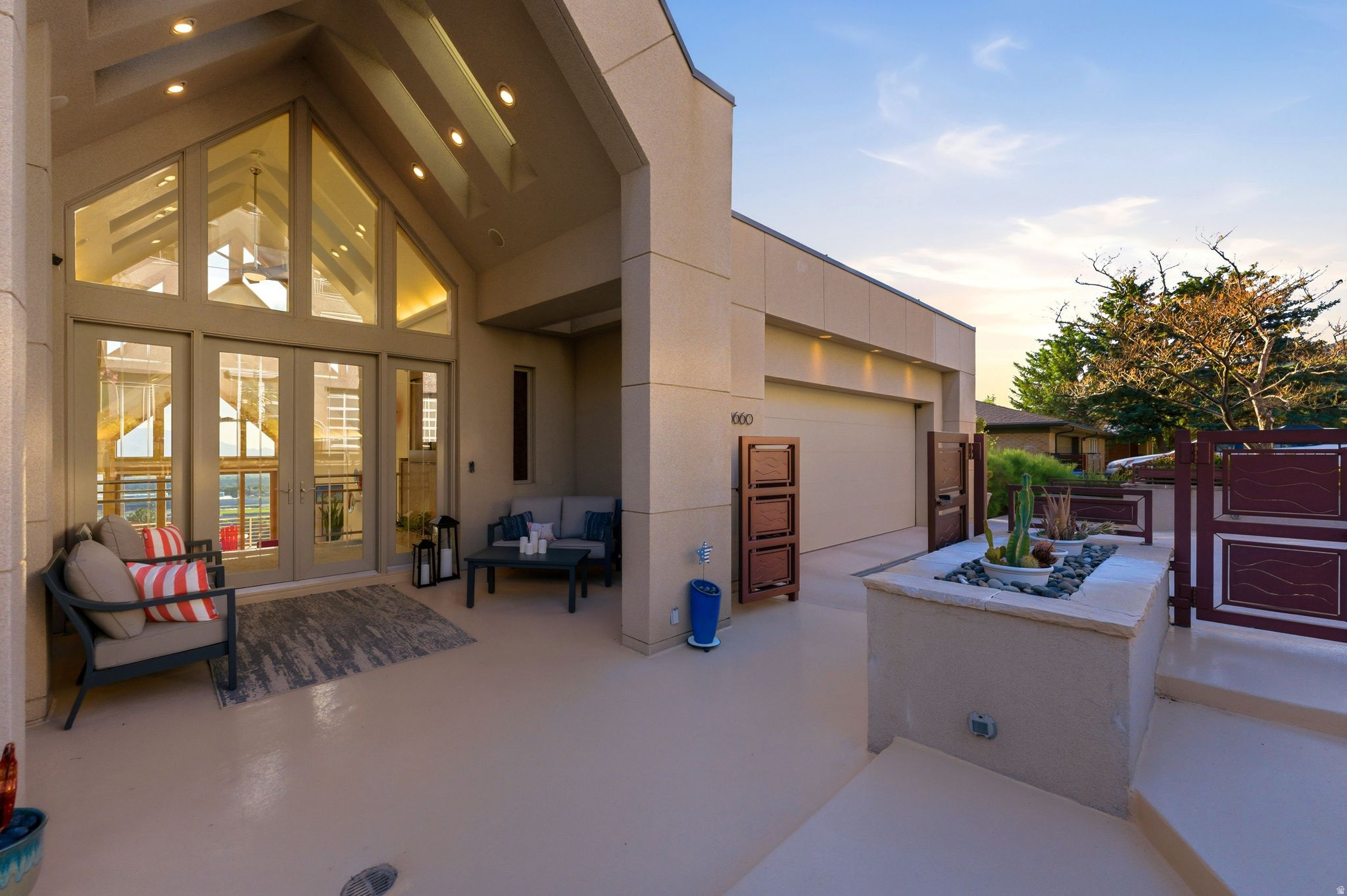 TAYLOR ESTATES - Residential