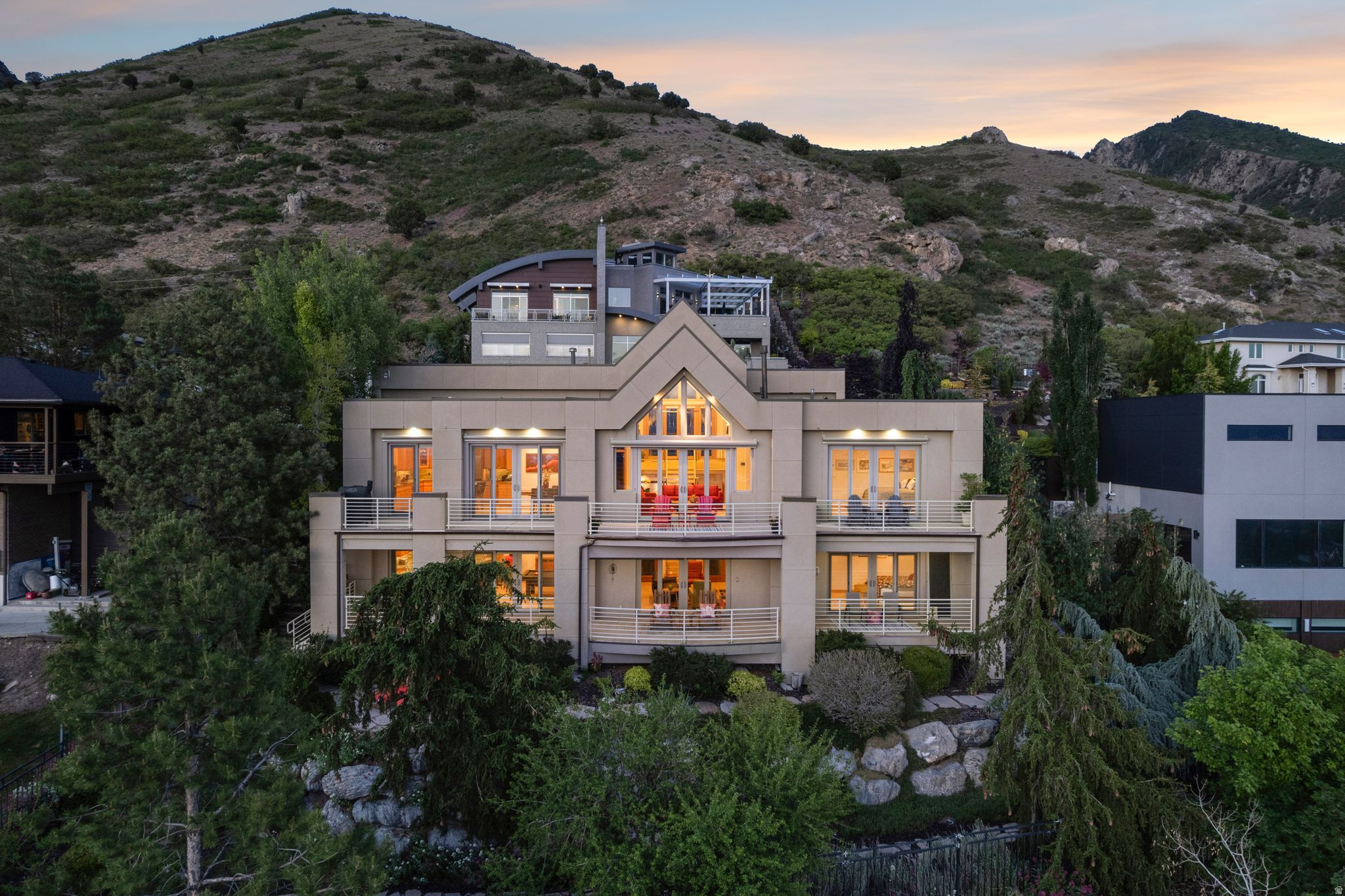 TAYLOR ESTATES - Residential