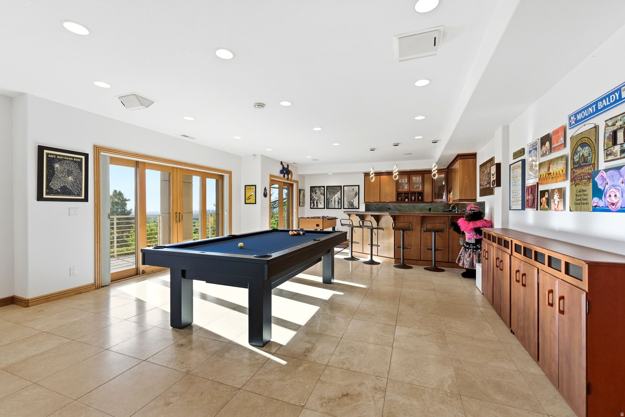 TAYLOR ESTATES - Residential