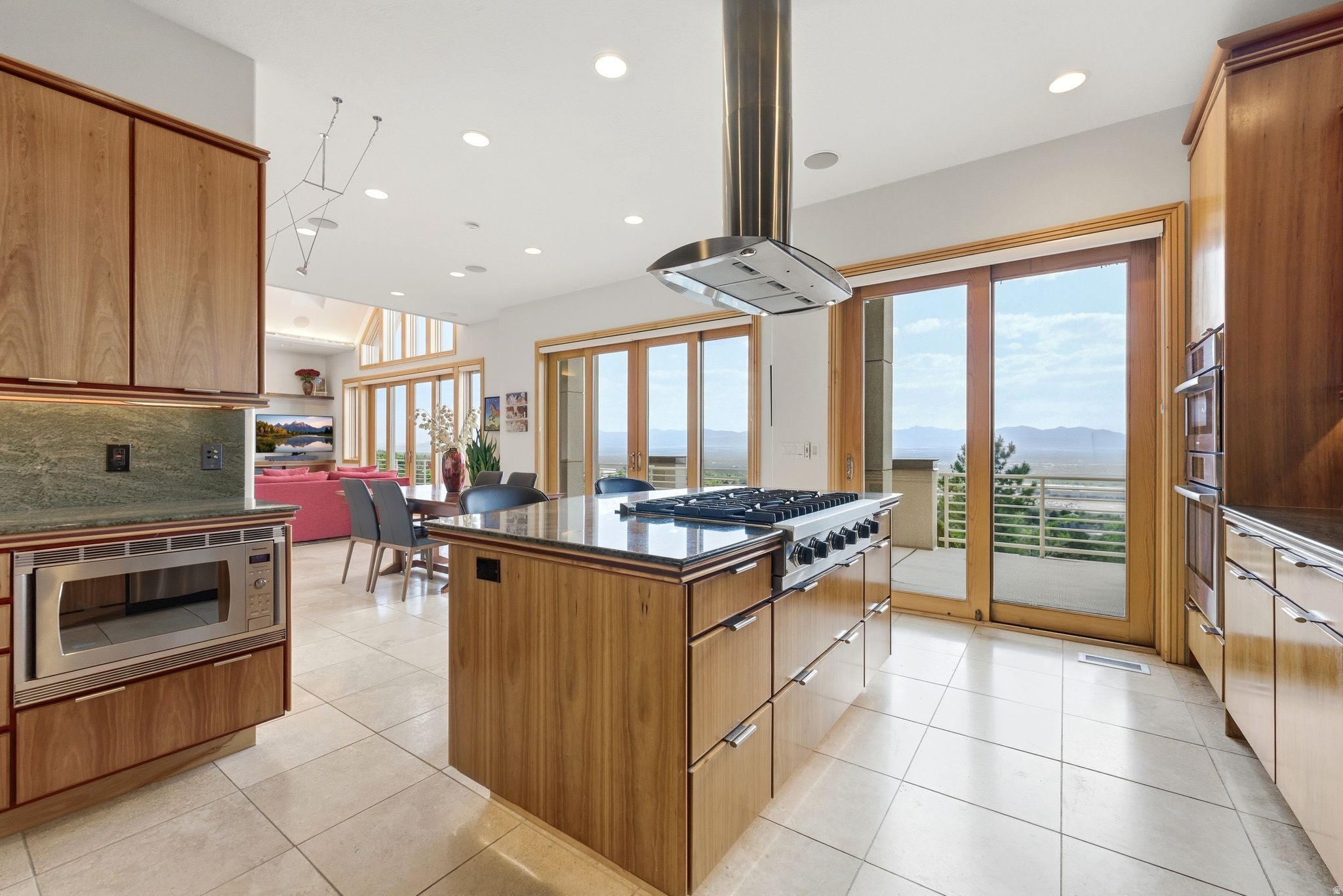 TAYLOR ESTATES - Residential