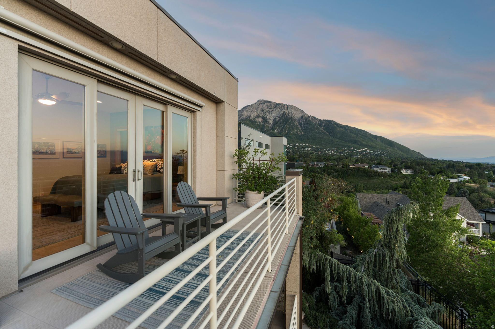 TAYLOR ESTATES - Residential