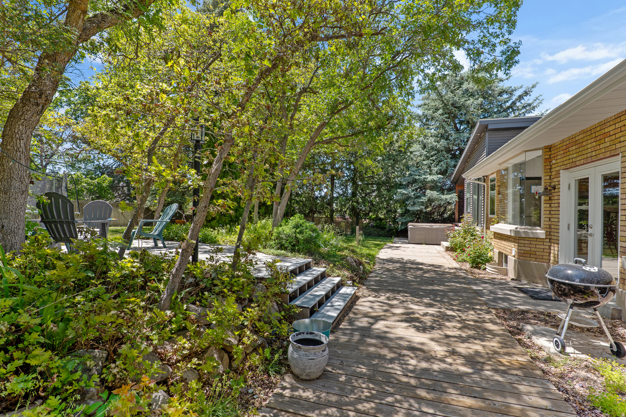 NOB HILL - Residential Lease