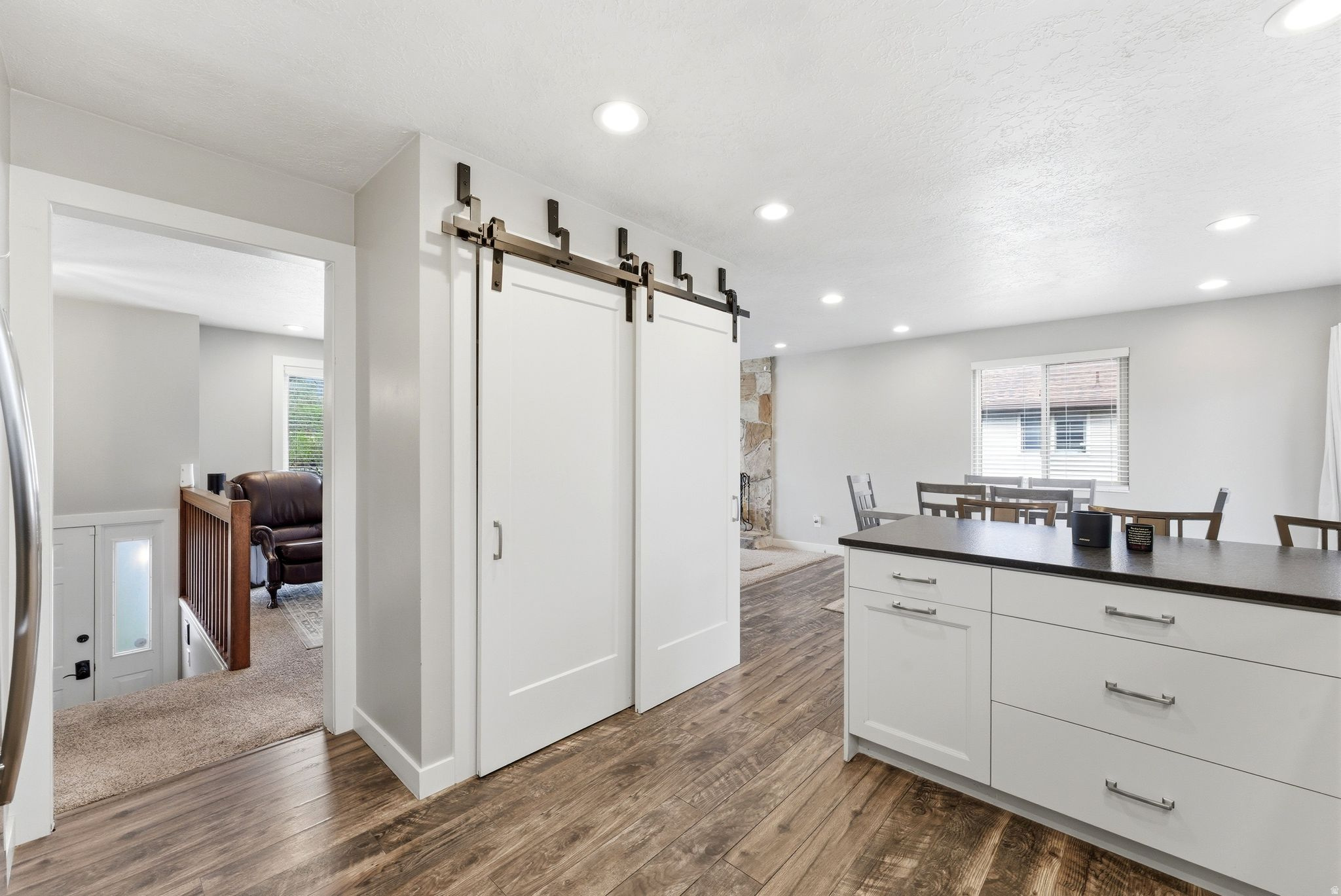 CHASE LANE WEST - Residential