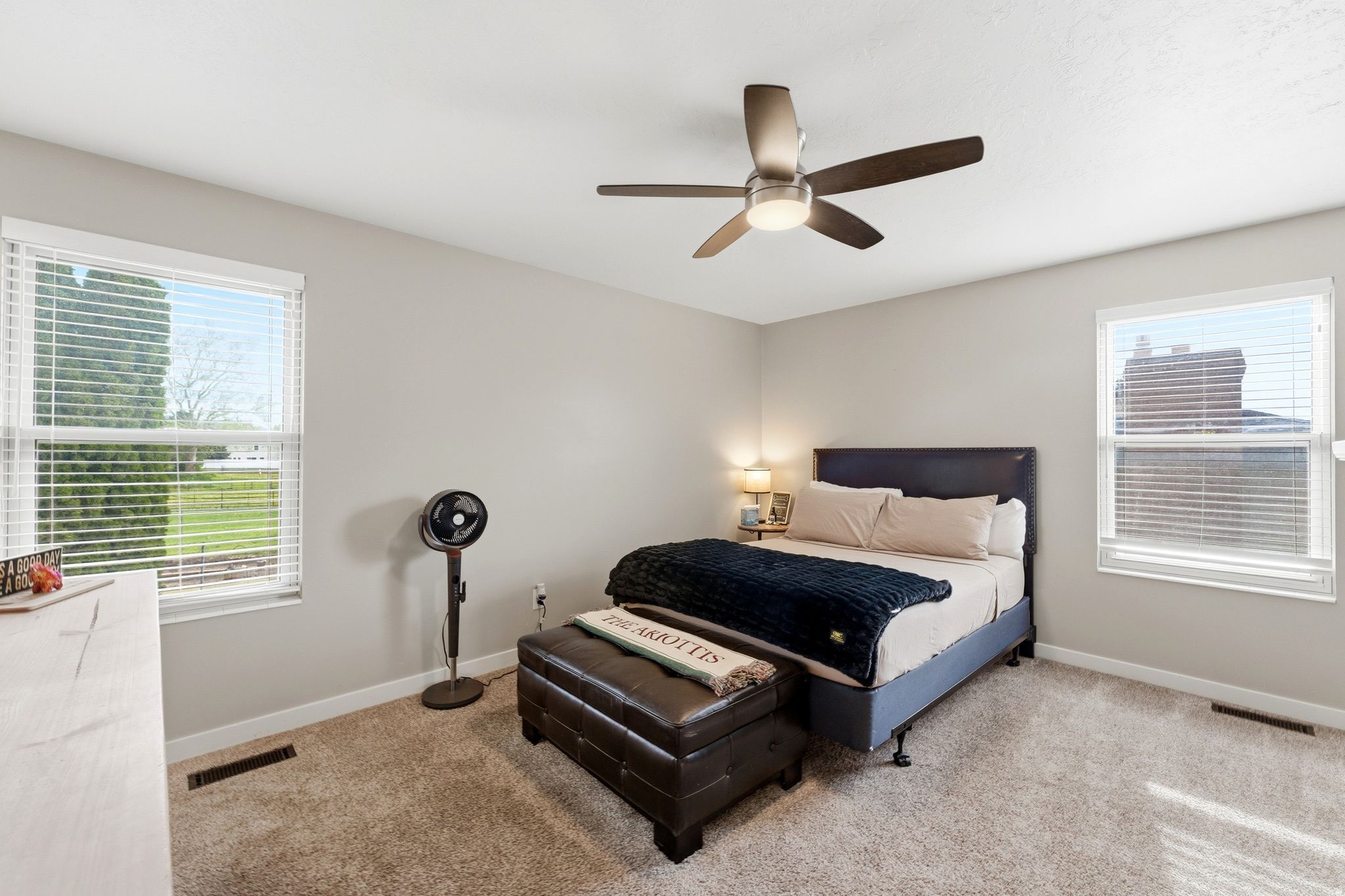 CHASE LANE WEST - Residential